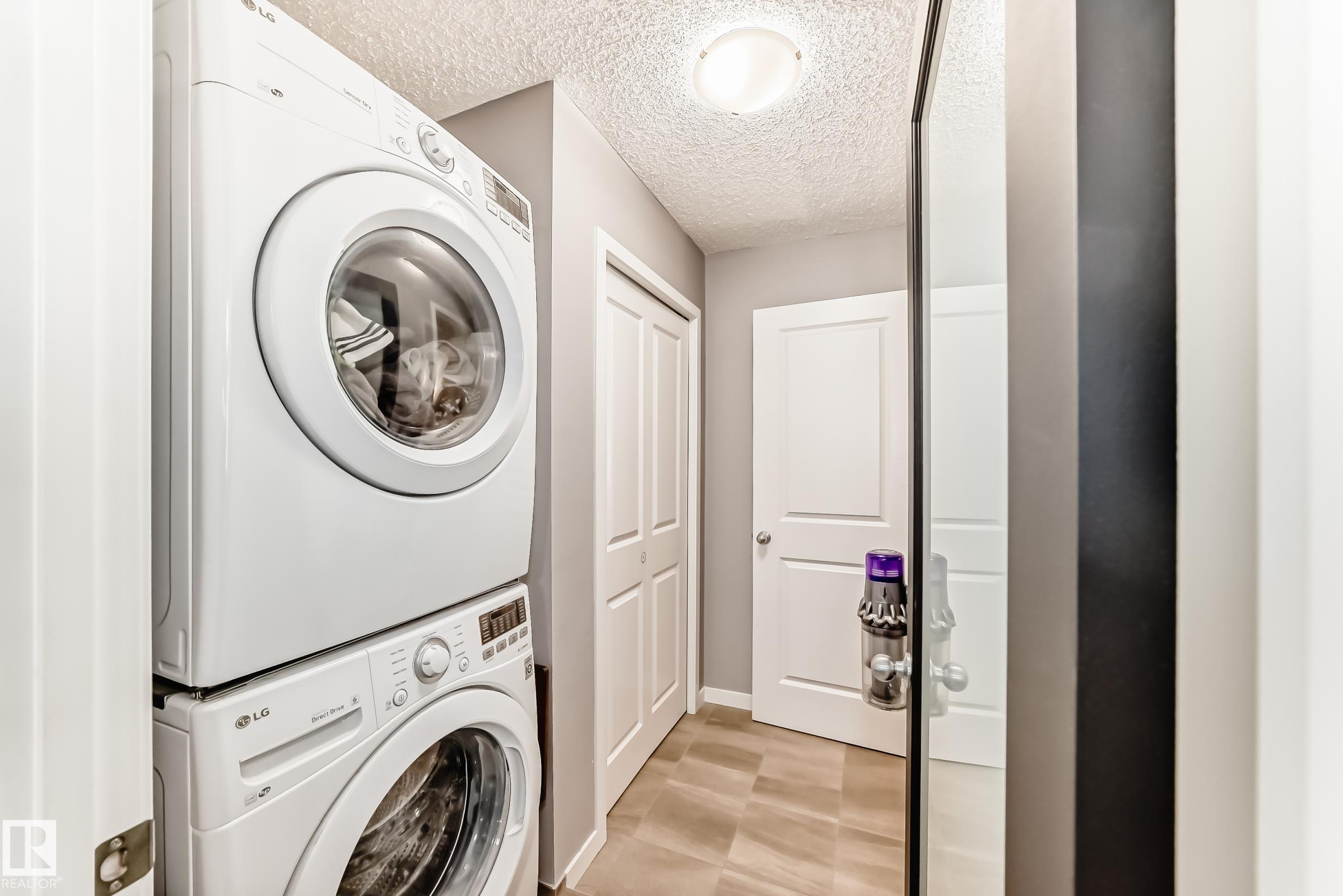 https://zimg.paragon.ice.com/ParagonImages/Property/PM/RAE/225398810/16/0/0/0388391363f080b7fb744fcae8d71631/1/2859788c14e1002a79abbabfc30a52d6/225398810-CFBCAB46-D3F6-4C99-8383-5999E5883C05.JPG
