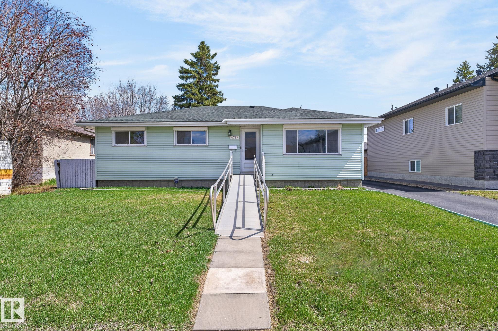 10719 152 Street NW, High Park, Edmonton