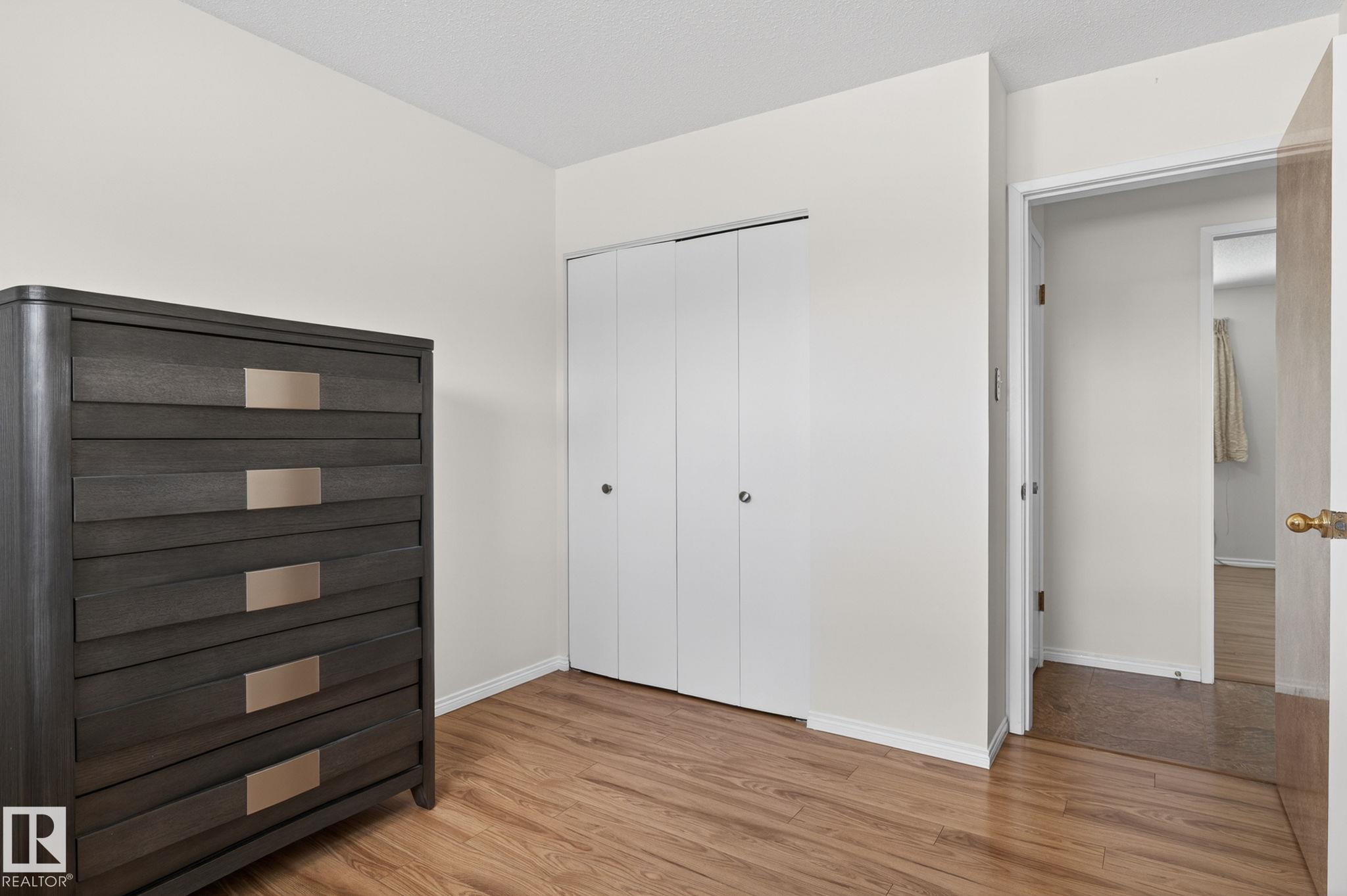 Photo 17 at 10719 152 Street NW, High Park, Edmonton