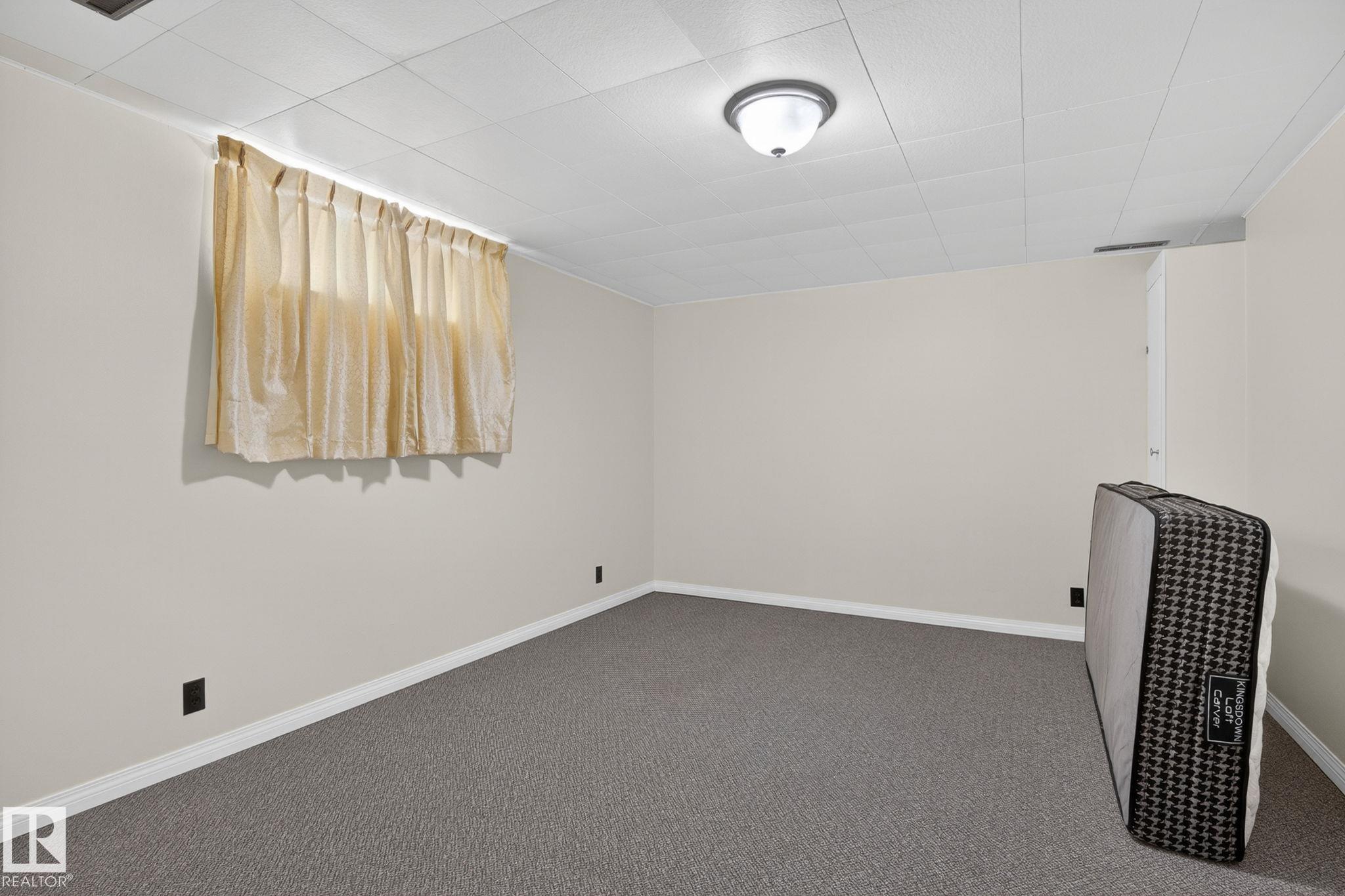 Photo 24 at 10719 152 Street NW, High Park, Edmonton