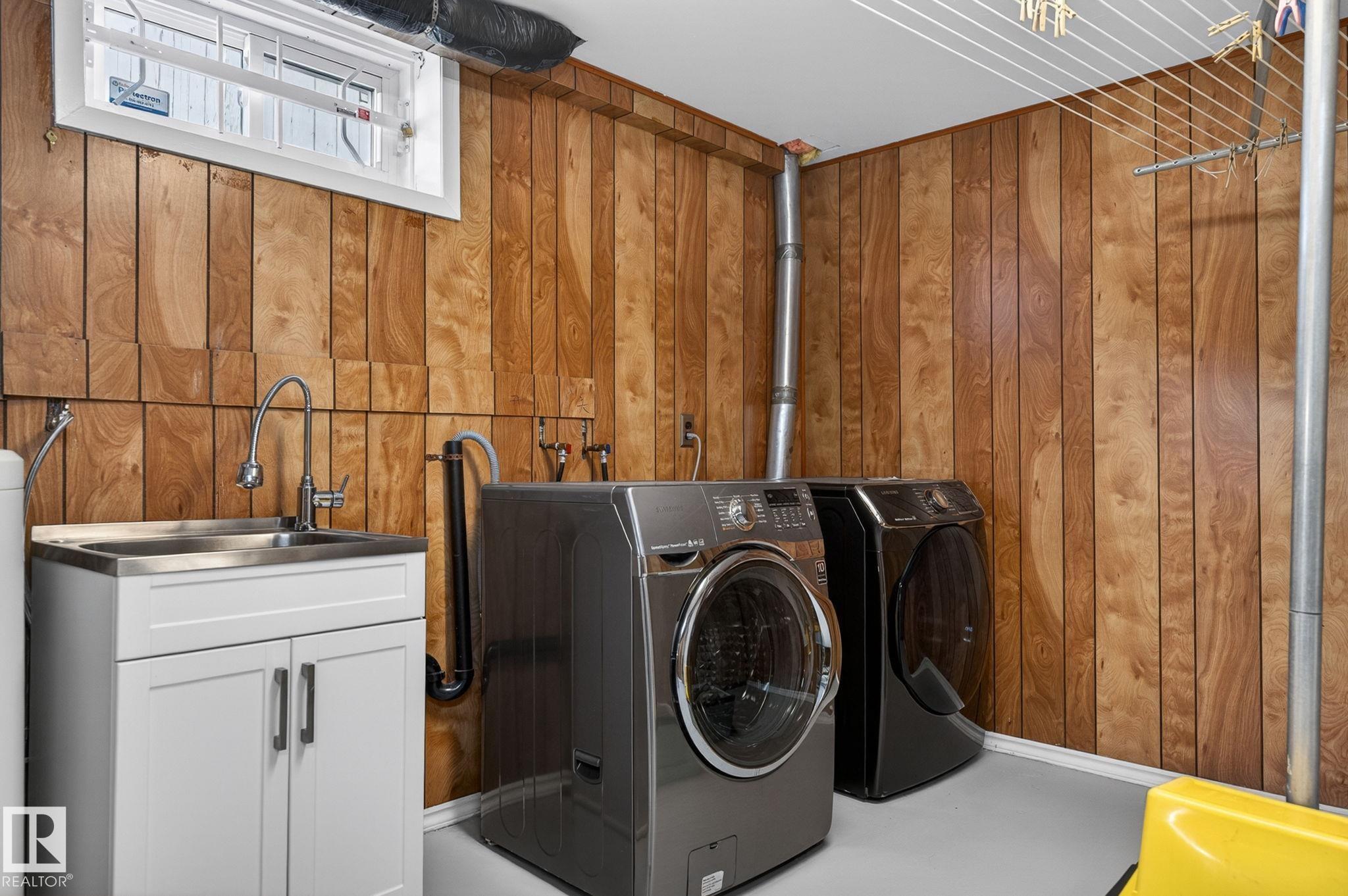 Photo 32 at 10719 152 Street NW, High Park, Edmonton