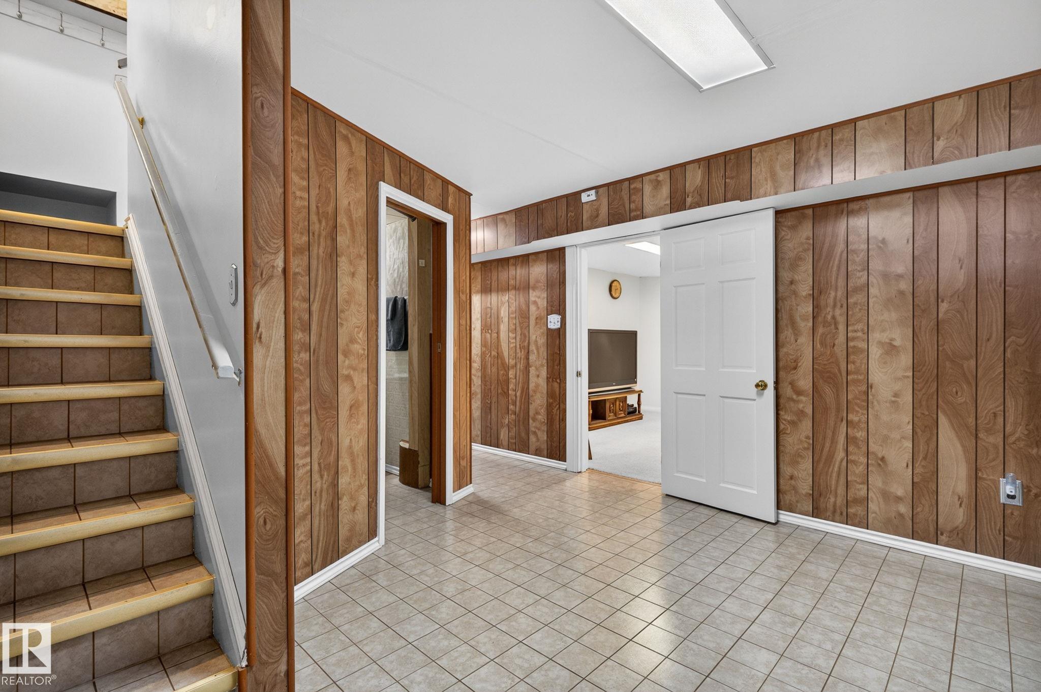 Photo 35 at 10719 152 Street NW, High Park, Edmonton