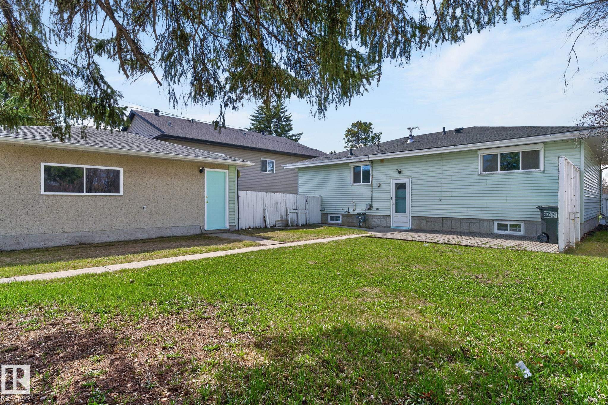 Photo 41 at 10719 152 Street NW, High Park, Edmonton