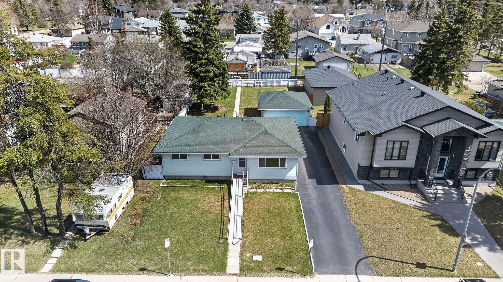 Photo 47 at 10719 152 Street NW, High Park, Edmonton