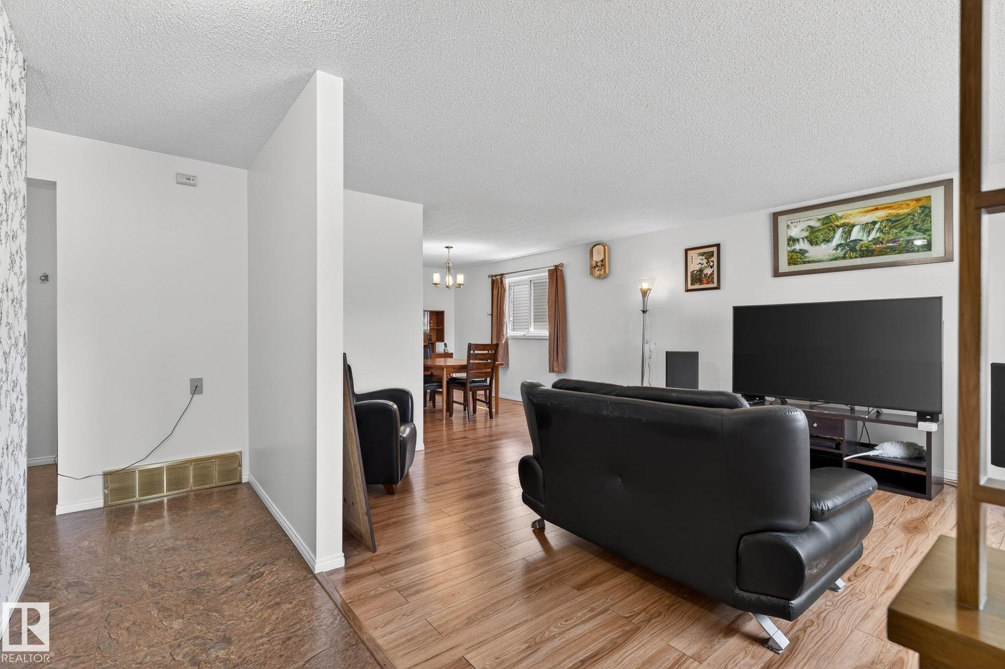 Photo 6 at 10719 152 Street NW, High Park, Edmonton