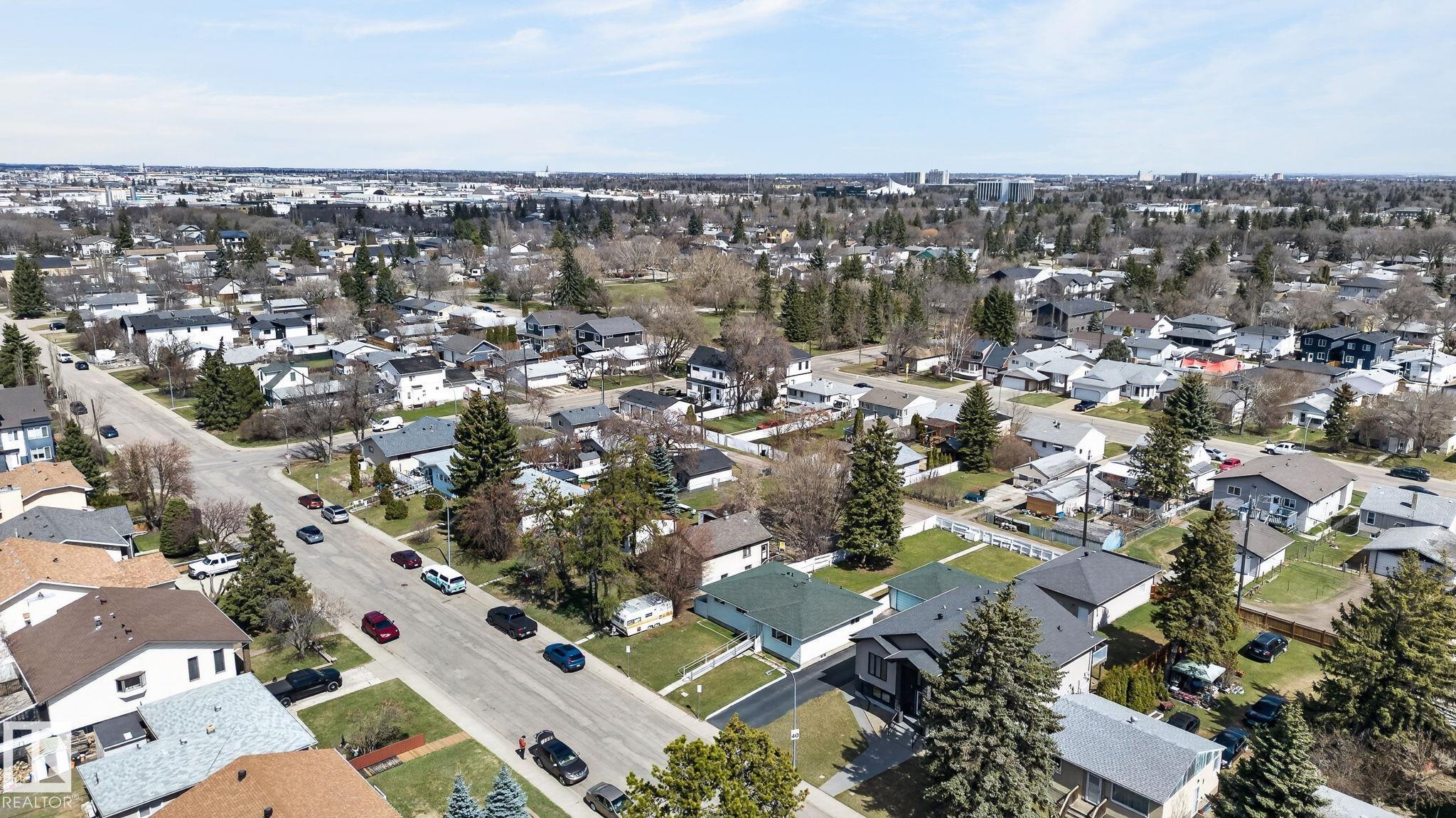 Photo 52 at 10719 152 Street NW, High Park, Edmonton