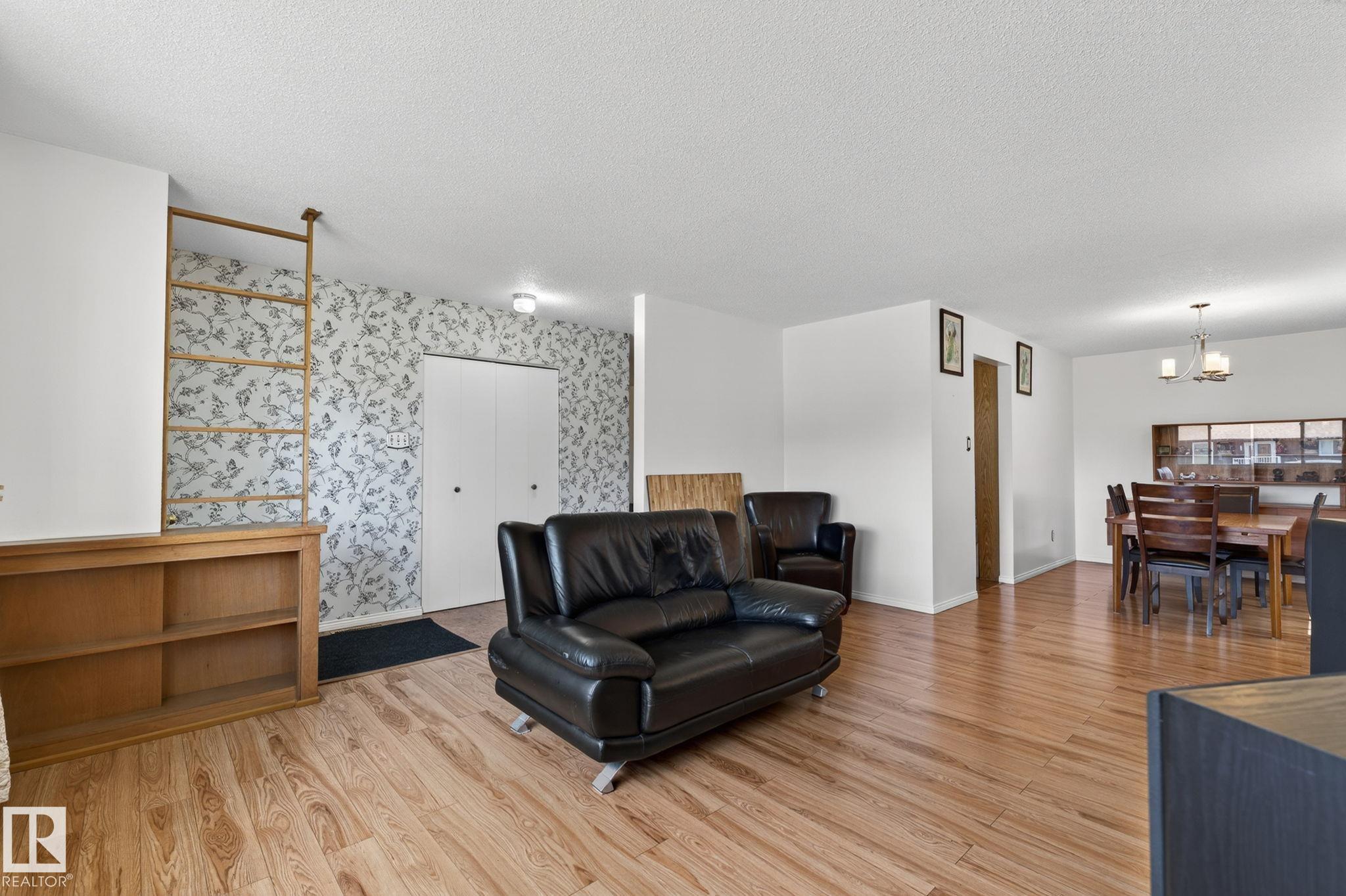Photo 7 at 10719 152 Street NW, High Park, Edmonton