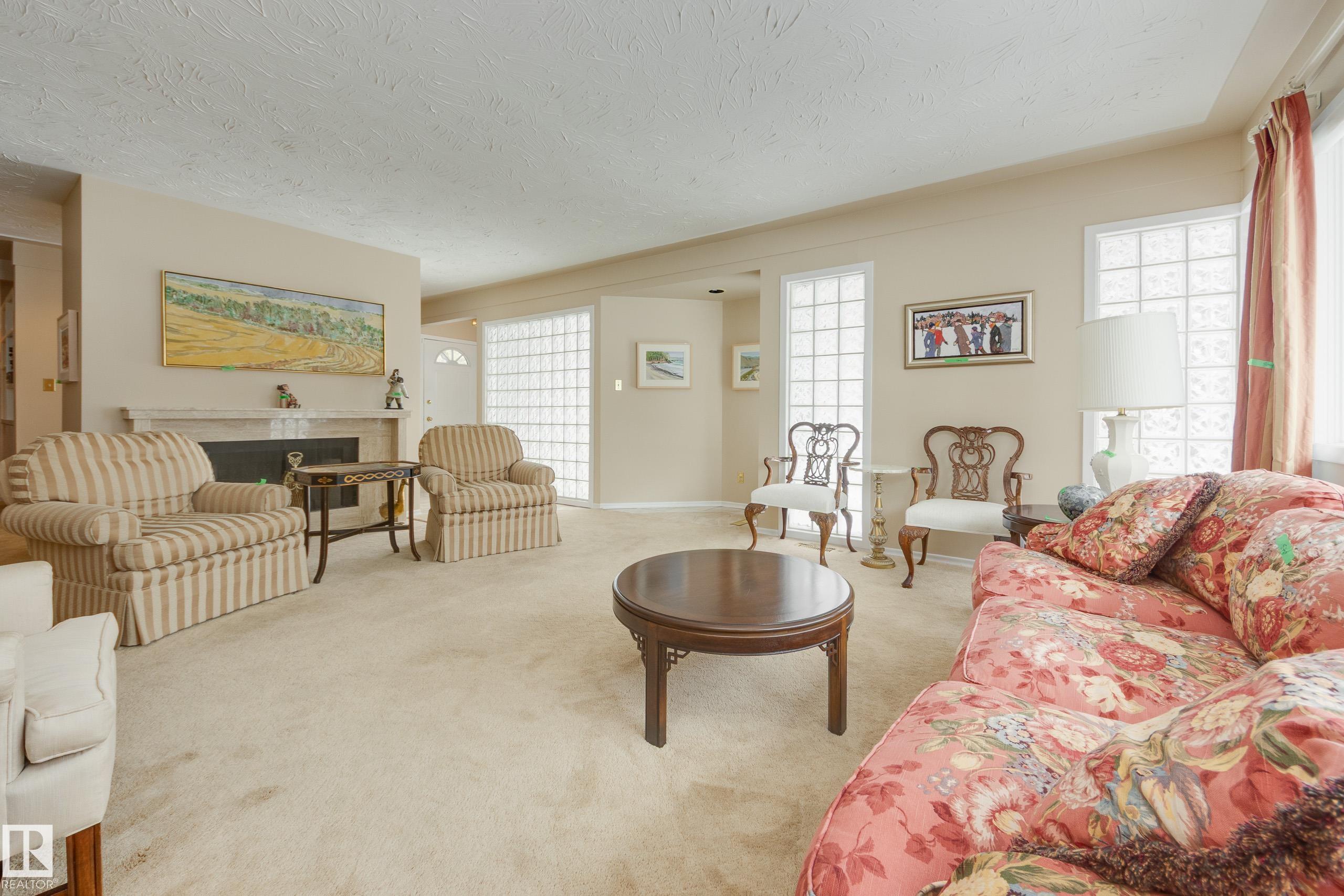 Photo 10 at 8444 118 Street NW, Windsor Park, Edmonton