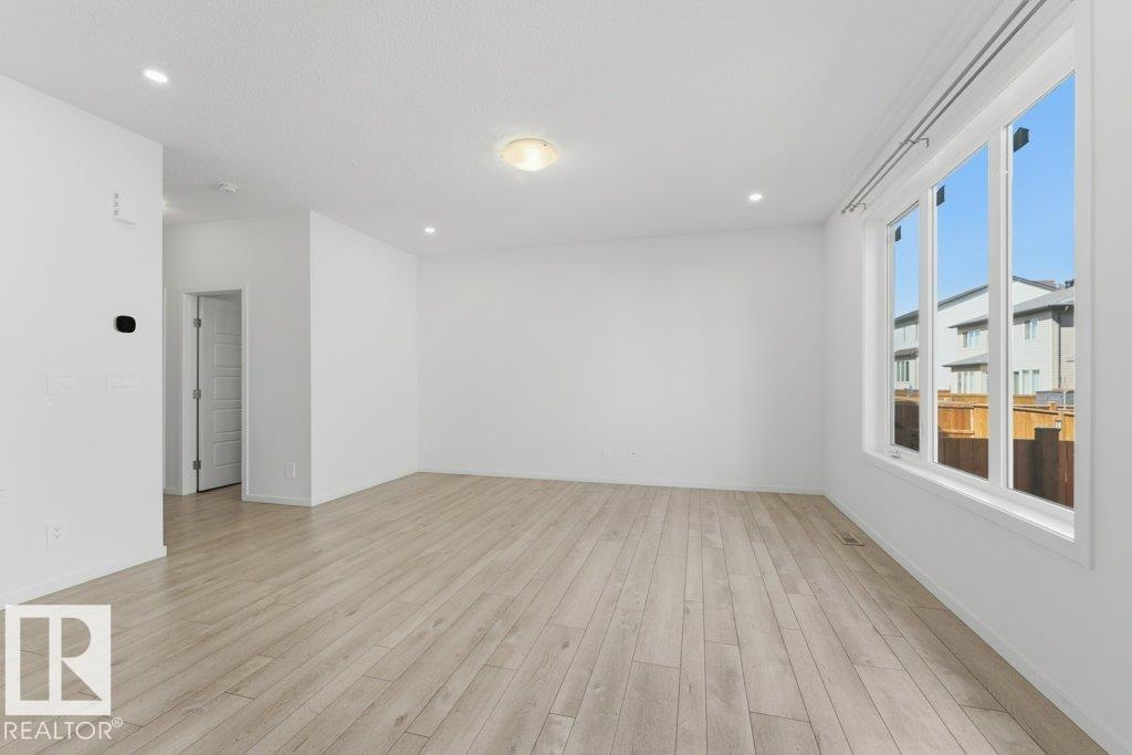 https://zimg.paragon.ice.com/ParagonImages/Property/PM/RAE/225398824/10/0/0/cb158e6b2137c8f5345b35efd2b5c09d/1/69a6b81329b0d6b30cce134c2960255a/225398824-d0866cd4-4402-46fb-9a16-f71da62cb158.JPG