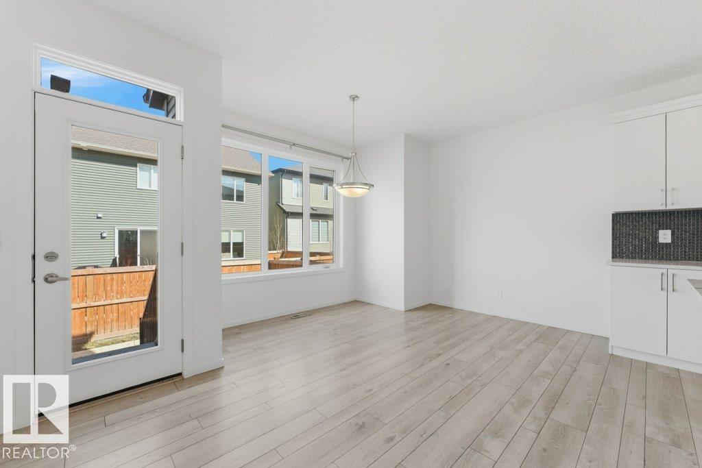 https://zimg.paragon.ice.com/ParagonImages/Property/PM/RAE/225398824/11/0/0/cc157e4cbdb377f474888869069b4a76/1/69a6b81329b0d6b30cce134c2960255a/225398824-47f8a0d9-3723-4ed3-8a11-43138fcca2a2.JPG