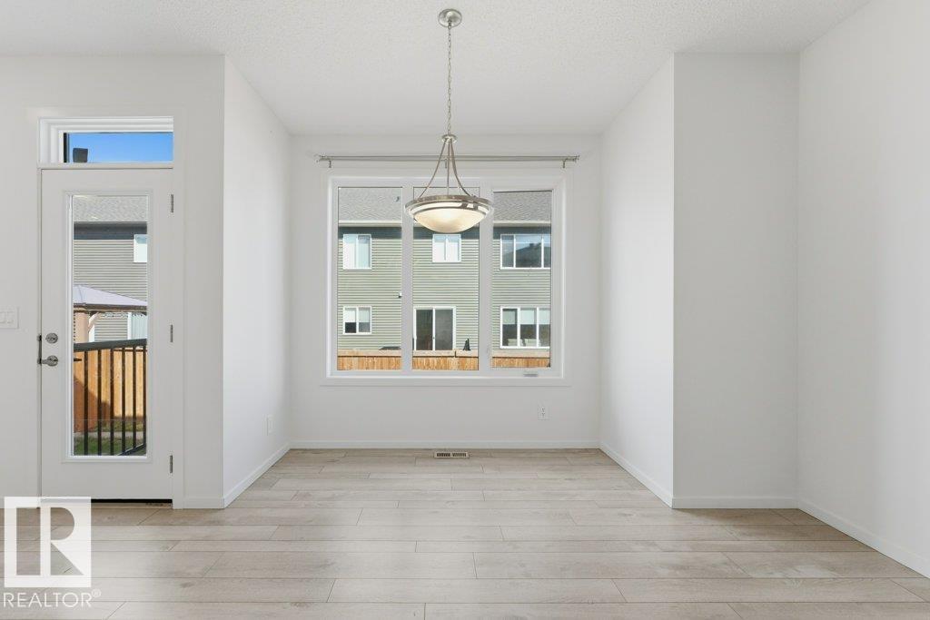https://zimg.paragon.ice.com/ParagonImages/Property/PM/RAE/225398824/12/0/0/47e40e1df825bfd2cd8a44154ae5f97b/1/69a6b81329b0d6b30cce134c2960255a/225398824-161dfa23-98a9-40b3-b4d3-fba8d310f20a.JPG