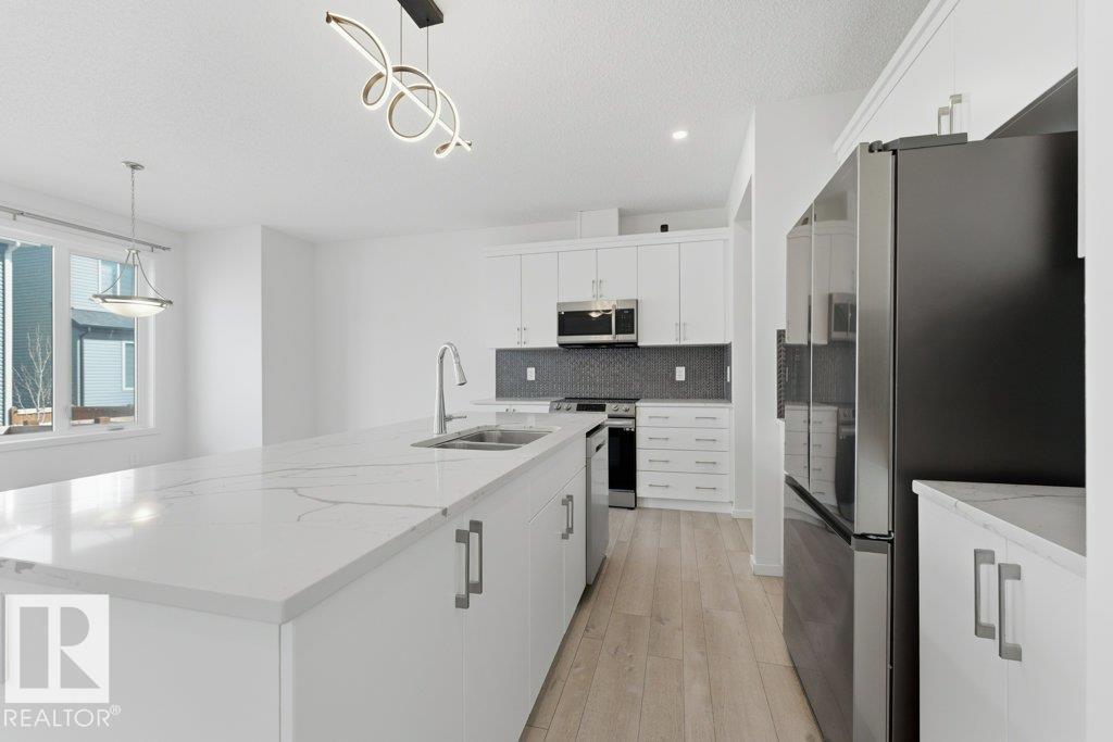 https://zimg.paragon.ice.com/ParagonImages/Property/PM/RAE/225398824/15/0/0/34c40dbdc17baf3d6c94d17910275d10/1/69a6b81329b0d6b30cce134c2960255a/225398824-6f61ccee-d559-4506-9dfb-09026cd1b1b9.JPG