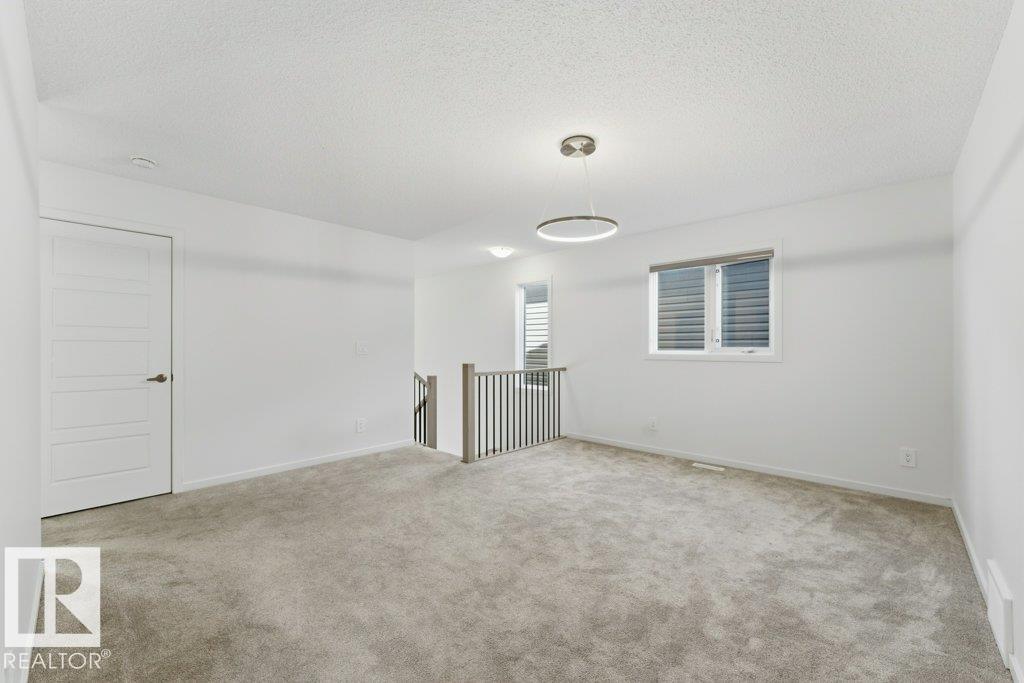 https://zimg.paragon.ice.com/ParagonImages/Property/PM/RAE/225398824/21/0/0/53200c6c8b994a47a0e289ea5f5e2633/1/69a6b81329b0d6b30cce134c2960255a/225398824-bda18ea9-c1f2-46bb-8892-bdb3a3836542.JPG