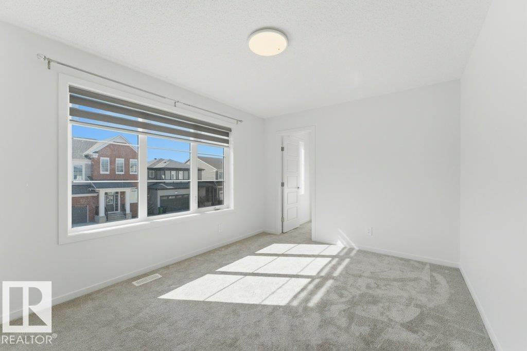 https://zimg.paragon.ice.com/ParagonImages/Property/PM/RAE/225398824/25/0/0/89c4b8430a061380f7f8b2e0c6df632f/1/69a6b81329b0d6b30cce134c2960255a/225398824-6872bfb5-4a57-4632-939b-ef28fa4ecf8b.JPG