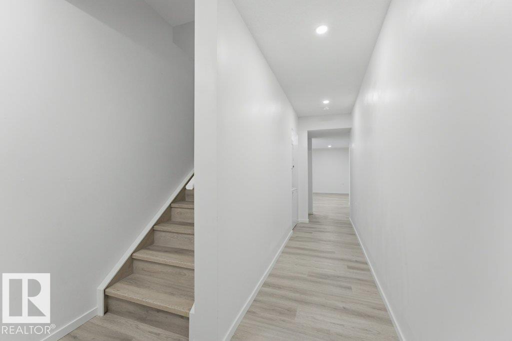 https://zimg.paragon.ice.com/ParagonImages/Property/PM/RAE/225398824/42/0/0/aa4ee157b1b24d1cf8db0a30d796f836/1/69a6b81329b0d6b30cce134c2960255a/225398824-77673656-6b59-40ee-8065-cb94ca17474e.JPG