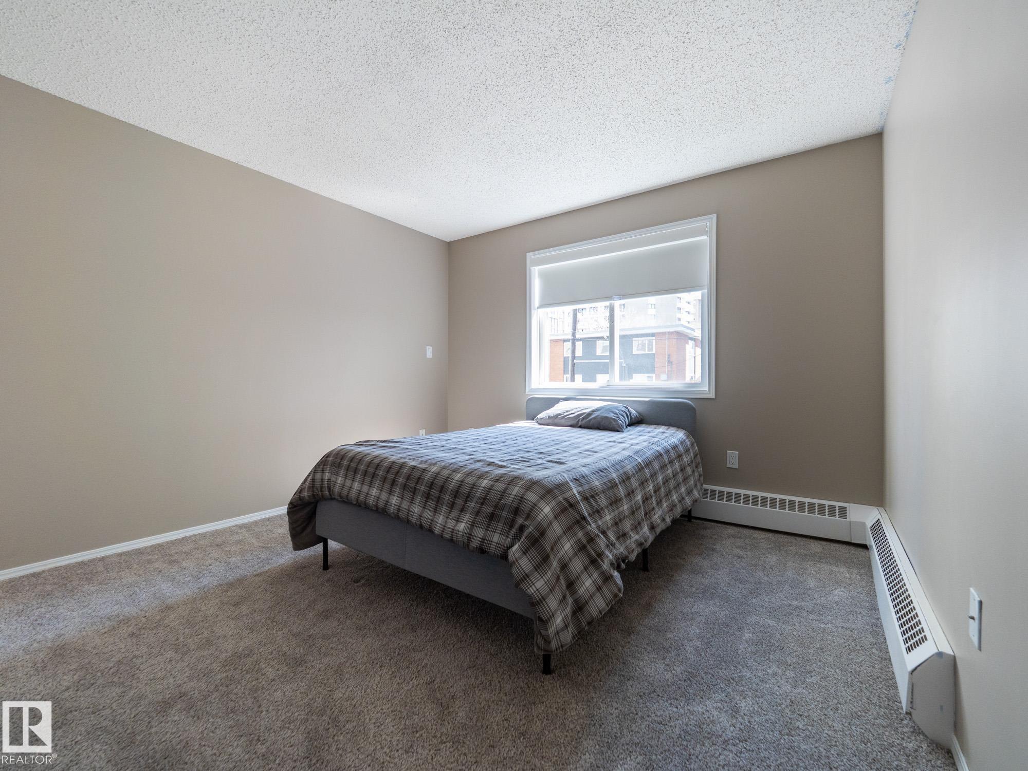 https://zimg.paragon.ice.com/ParagonImages/Property/PM/RAE/225398836/15/0/0/47d44c24271d8d5a02ff6be989358910/1/e3ca357cb507fbb1c3c4dcb536fb9118/225398836-08d8a599-1637-4265-ab25-eba01e0a157a.JPG