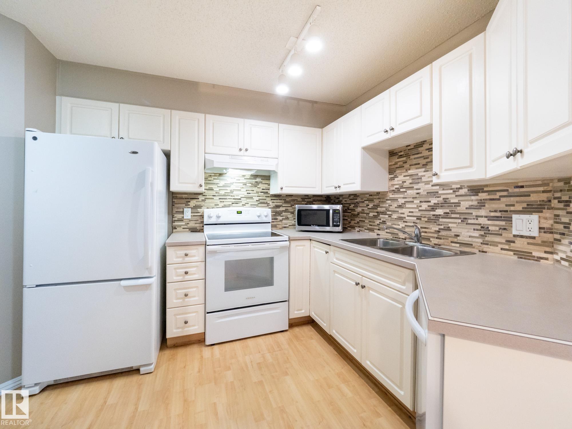 Picture for #205 11716 100 AV NW