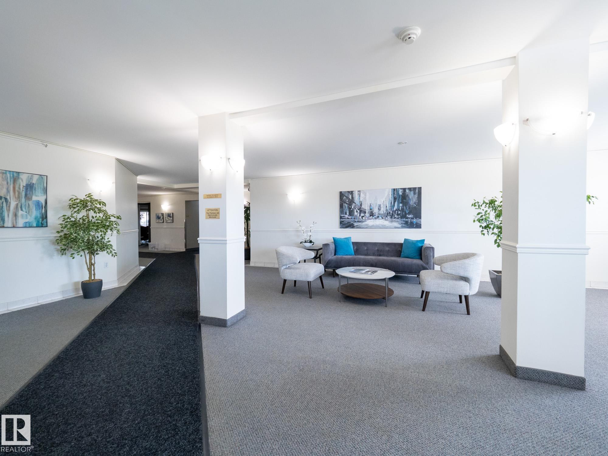 https://zimg.paragon.ice.com/ParagonImages/Property/PM/RAE/225398836/25/0/0/a08b6071079c782f5346ecedf98bec5a/1/e3ca357cb507fbb1c3c4dcb536fb9118/225398836-86249389-51fd-4631-8313-141f74115186.JPG