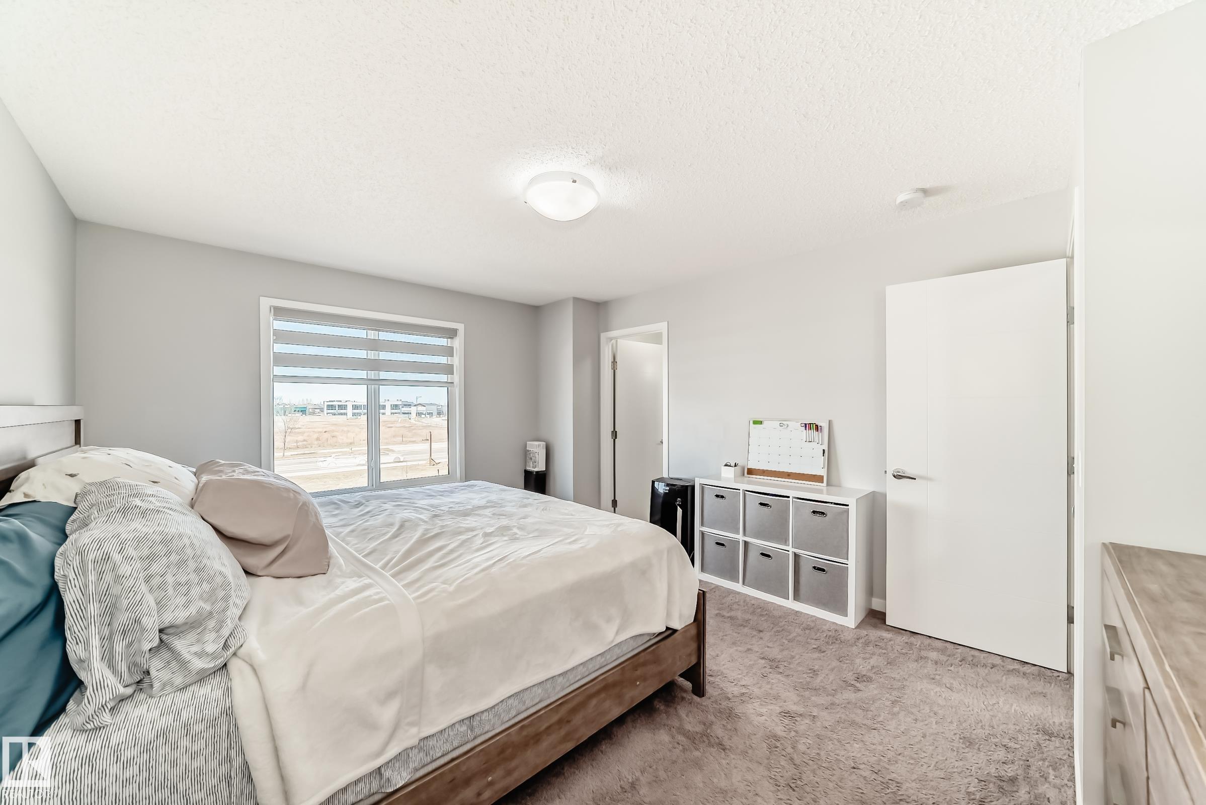 https://zimg.paragon.ice.com/ParagonImages/Property/PM/RAE/225398837/26/0/0/156a7b86bd26d062dec0b5f0b6a2d1ea/1/8564de10ab3889f675e9d1e4ffedae44/225398837-d00fbe76-a88d-4f27-8a43-a28b0a3d26cb.JPG