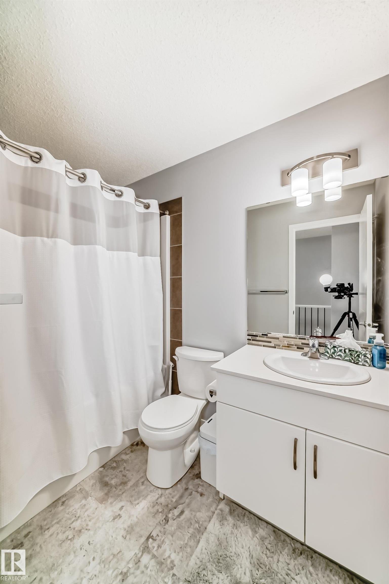 https://zimg.paragon.ice.com/ParagonImages/Property/PM/RAE/225398837/38/0/0/48002565a37a4cf0881192a12106cf62/1/8564de10ab3889f675e9d1e4ffedae44/225398837-a3adf98d-b28f-4b0f-a4ab-9d84931e3993.JPG