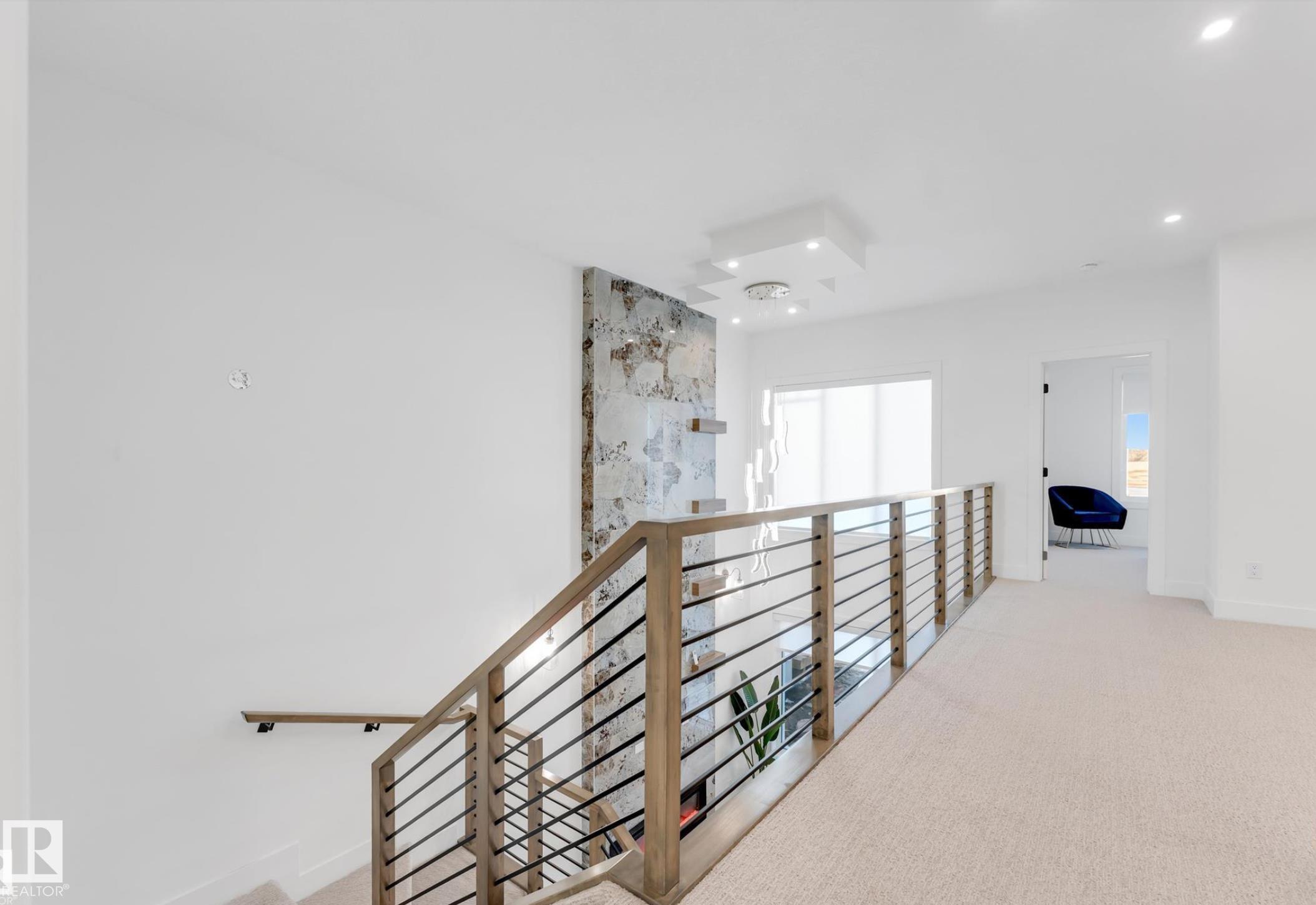 https://zimg.paragon.ice.com/ParagonImages/Property/PM/RAE/225398841/18/0/0/8e4c3a18f976f0277195c9e36c590a08/1/53a34df92ca63534df4b3ad929300e41/225398841-eb76b52b-8b84-4312-8cf7-9cfa3afa9303.JPG