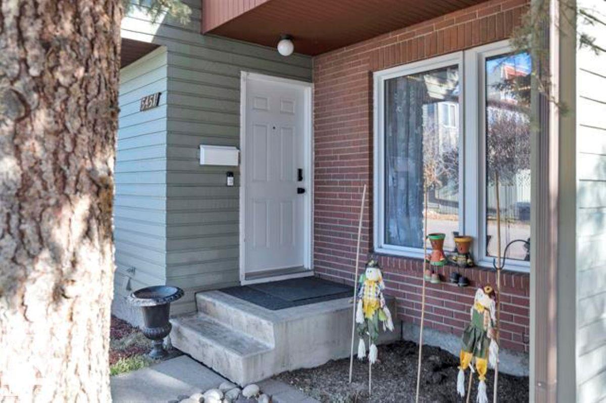 Picture for 5451 HILL VIEW CR NW
