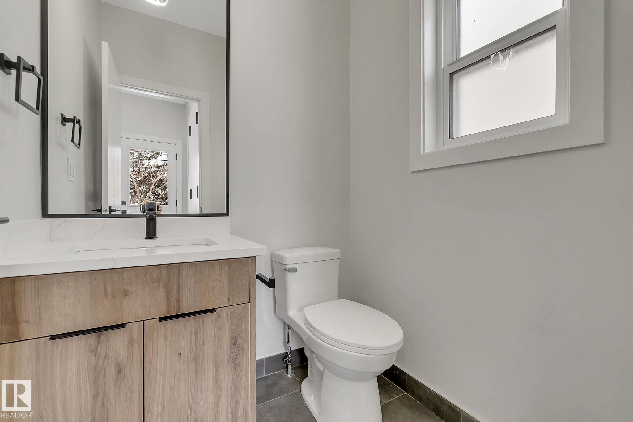 Photo 12 at 11132 72 Avenue NW, McKernan, Edmonton