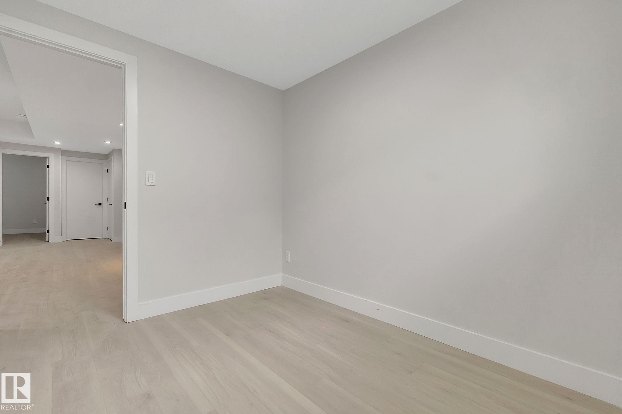 Photo 36 at 11132 72 Avenue NW, McKernan, Edmonton