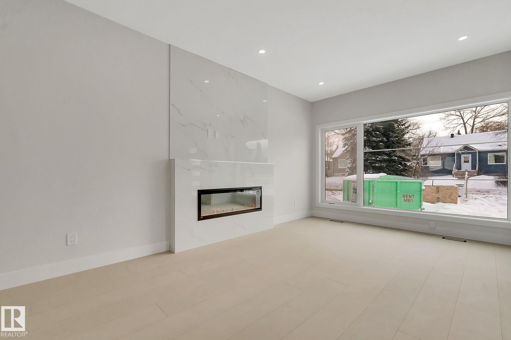 Photo 6 at 11132 72 Avenue NW, McKernan, Edmonton