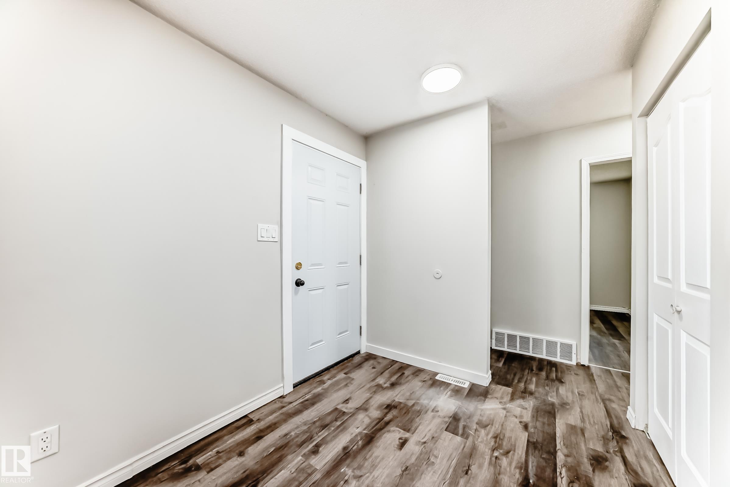 Picture for 8615 42A AV NW
