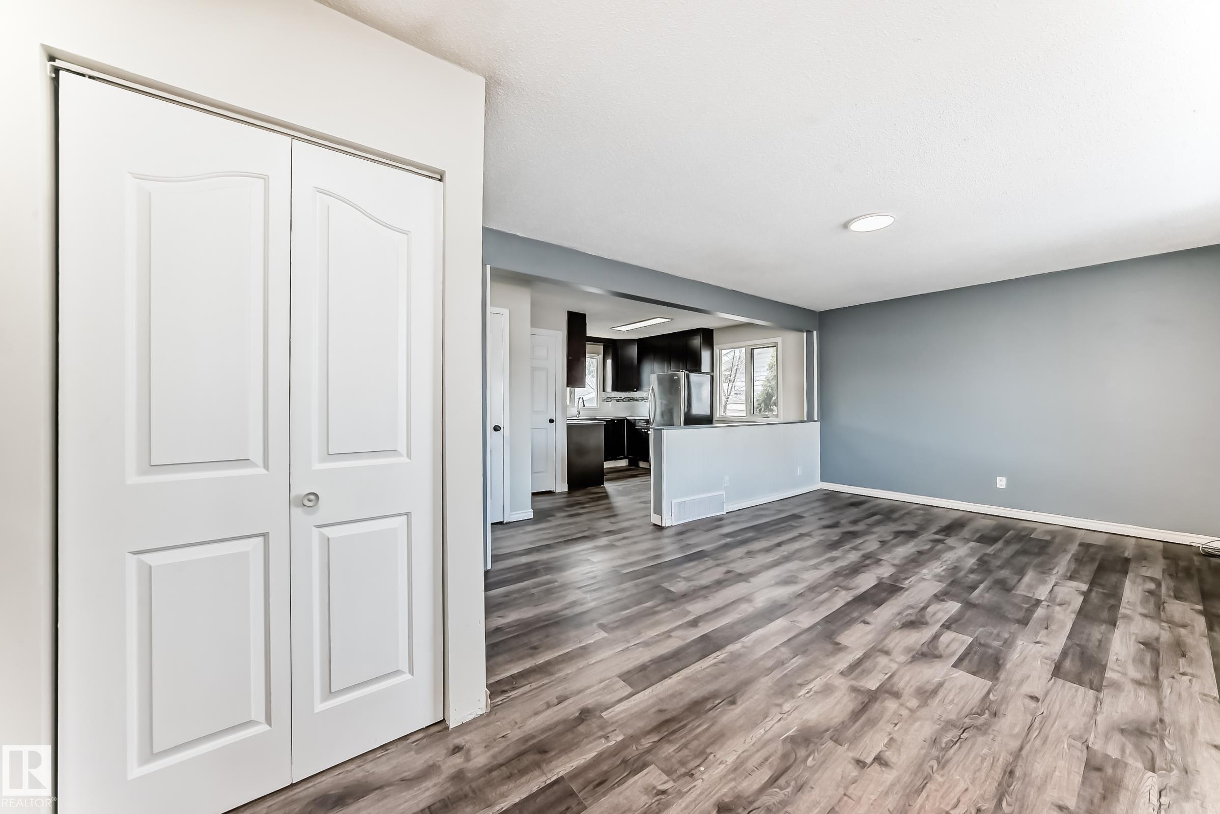 Picture for 8615 42A AV NW