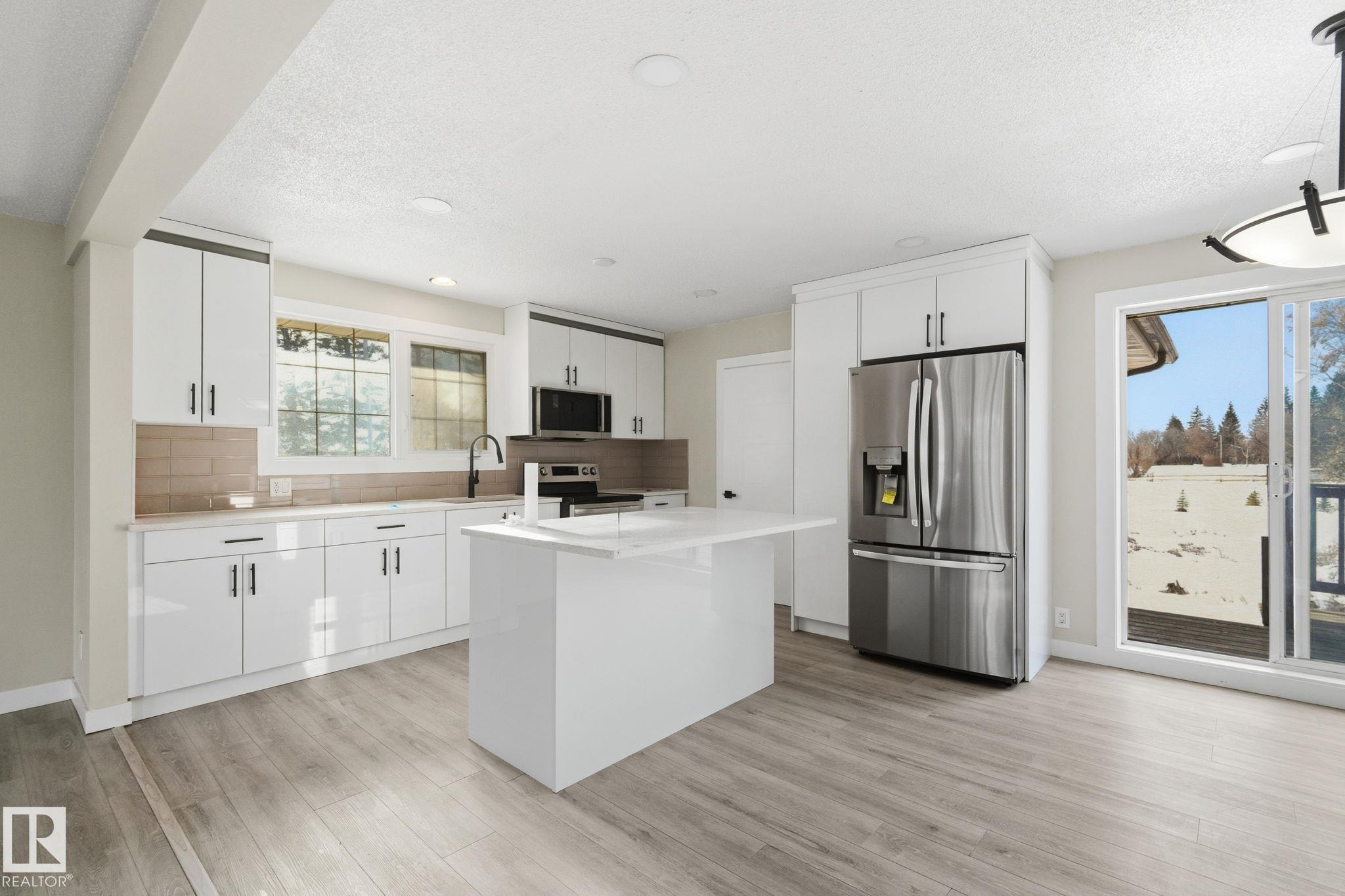 Photo 13 at 51548 Rge Road 232, Trevithick Park, Rural Strathcona County