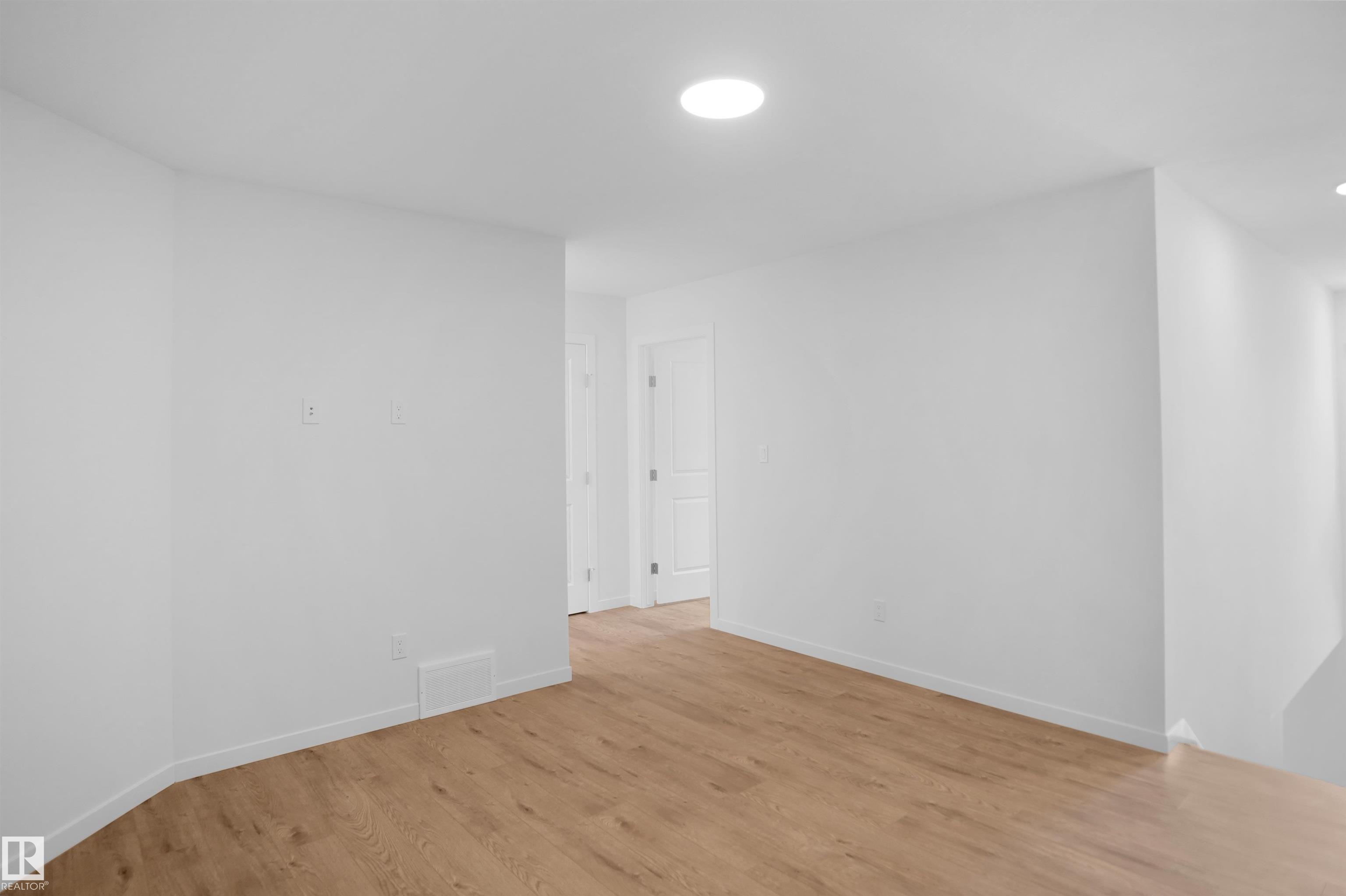https://zimg.paragon.ice.com/ParagonImages/Property/PM/RAE/225398867/16/0/0/3dc0174d9de4b51326dee760f57d8b5f/1/7487be54e14fae897d4180be7ff50113/225398867-59e324a8-4295-40bf-b88f-9dbd0327b642.JPG