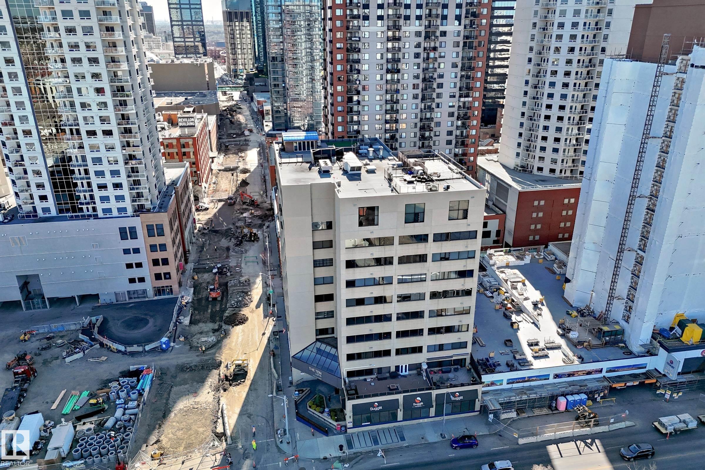https://zimg.paragon.ice.com/ParagonImages/Property/PM/RAE/225398876/34/0/0/20b39486b40891fe3fea3cf57d4afe5f/1/0f7932a8ab7d6561b41bc6f5e840d0e1/225398876-8c066979-c997-4017-96b2-a0ba61f7d16f.JPG
