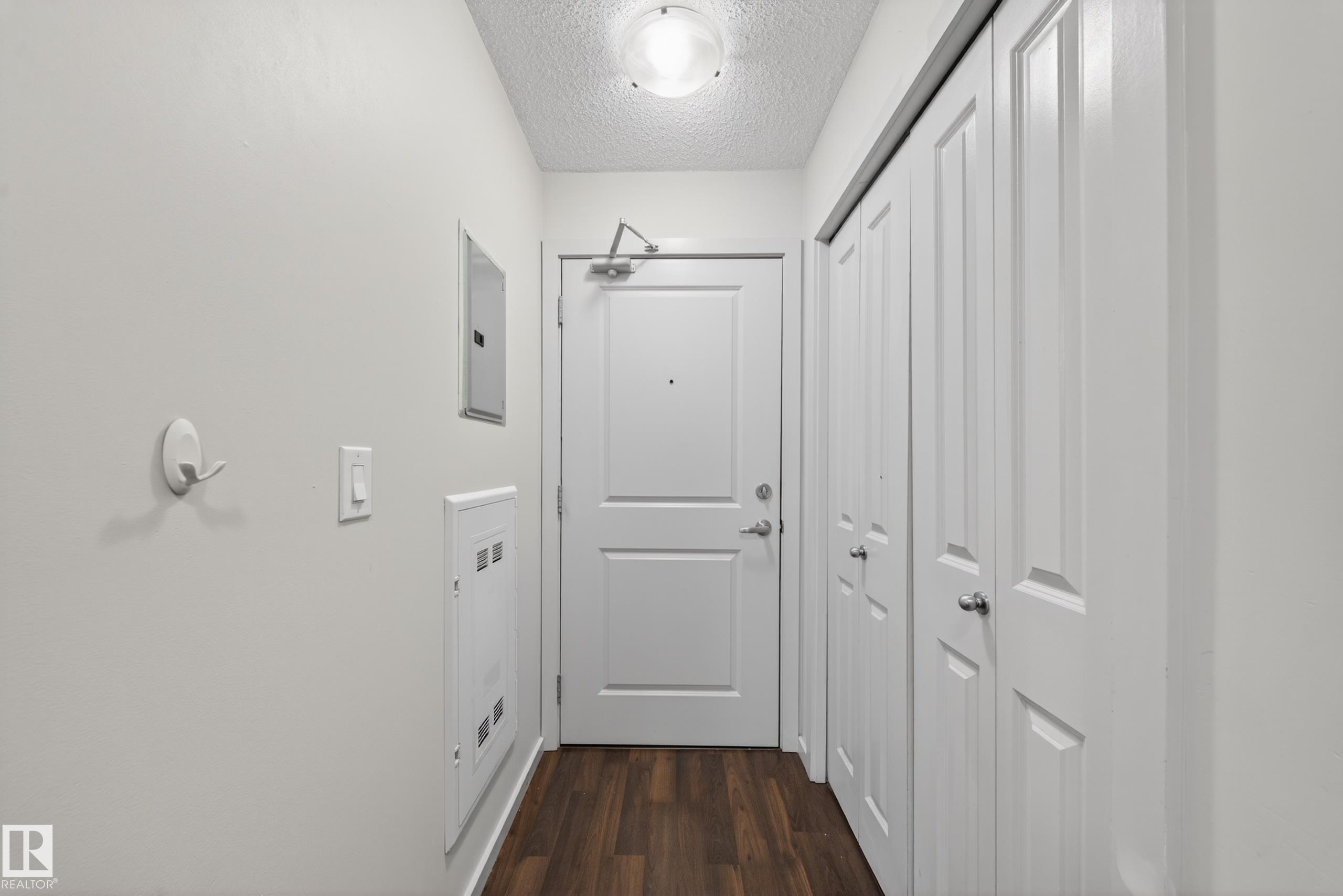 https://zimg.paragon.ice.com/ParagonImages/Property/PM/RAE/225398894/8/0/0/f8cf2c1d3b08282ce4d7f2dcf024fc43/1/b33bb8a7e0cf46c2aeb03b427fe4c3ce/225398894-daa313ba-c2c5-414d-b3dc-32c931dba657.JPG