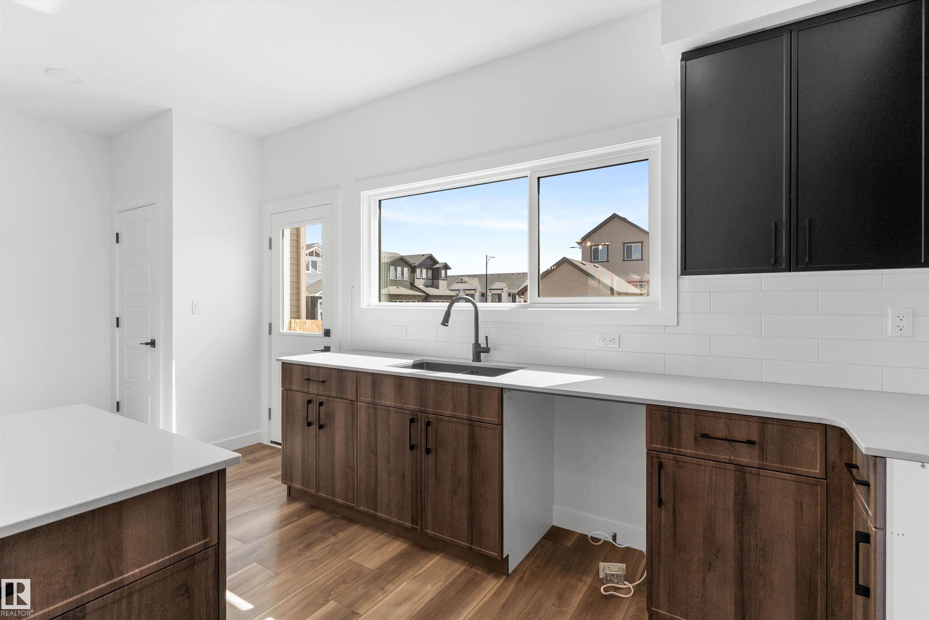 Photo 13 at 20619 43 Avenue NW, Edgemont, Edmonton