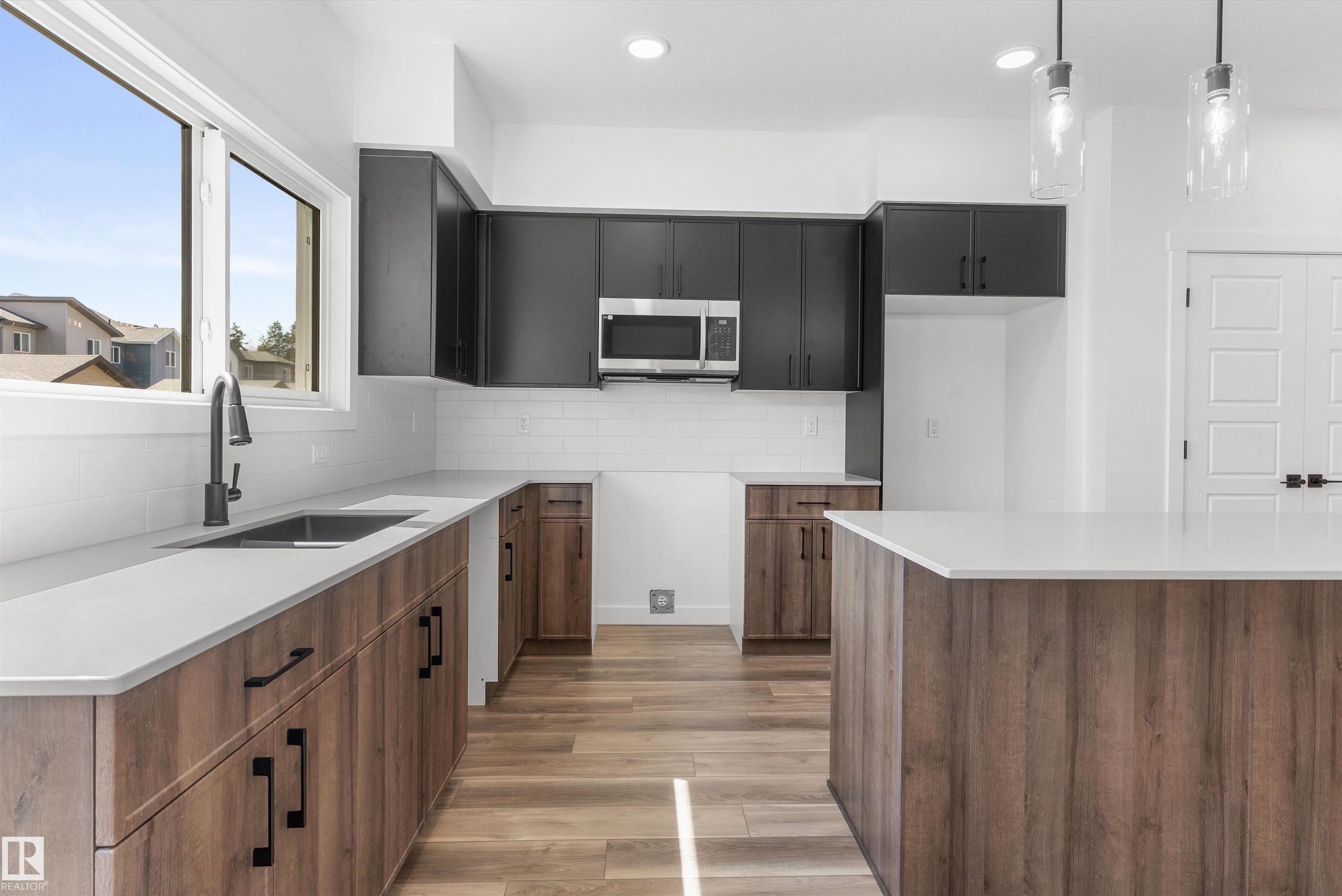 Photo 9 at 20619 43 Avenue NW, Edgemont, Edmonton