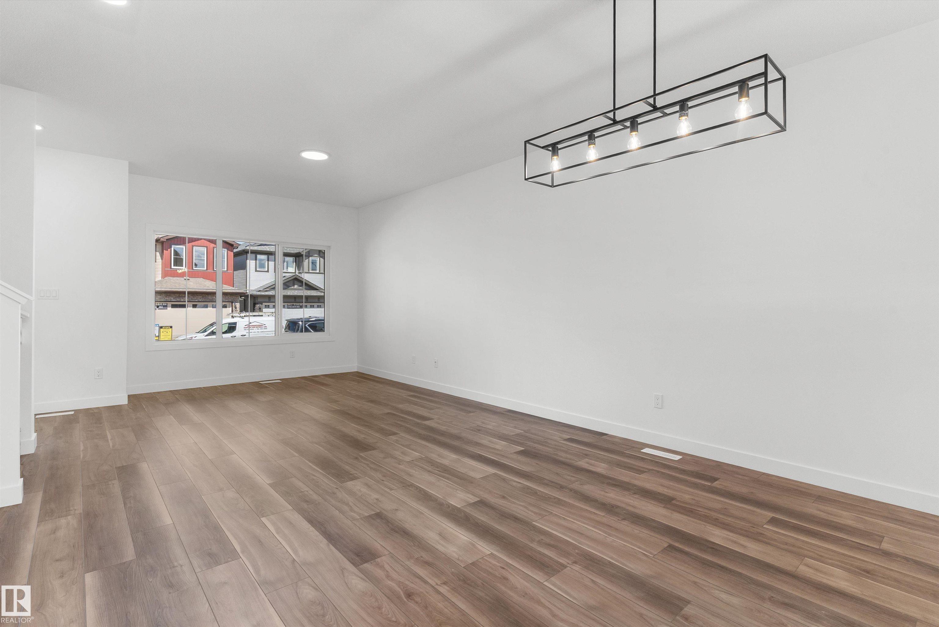 https://zimg.paragon.ice.com/ParagonImages/Property/PM/RAE/225398897/8/0/0/f143d37380b2ecab4530d70f5de4faa8/1/ae78efa70b0c3f7e75831f5aac9086f6/225398897-98cba706-752b-4bfd-821d-11d1f3fd2741.JPG