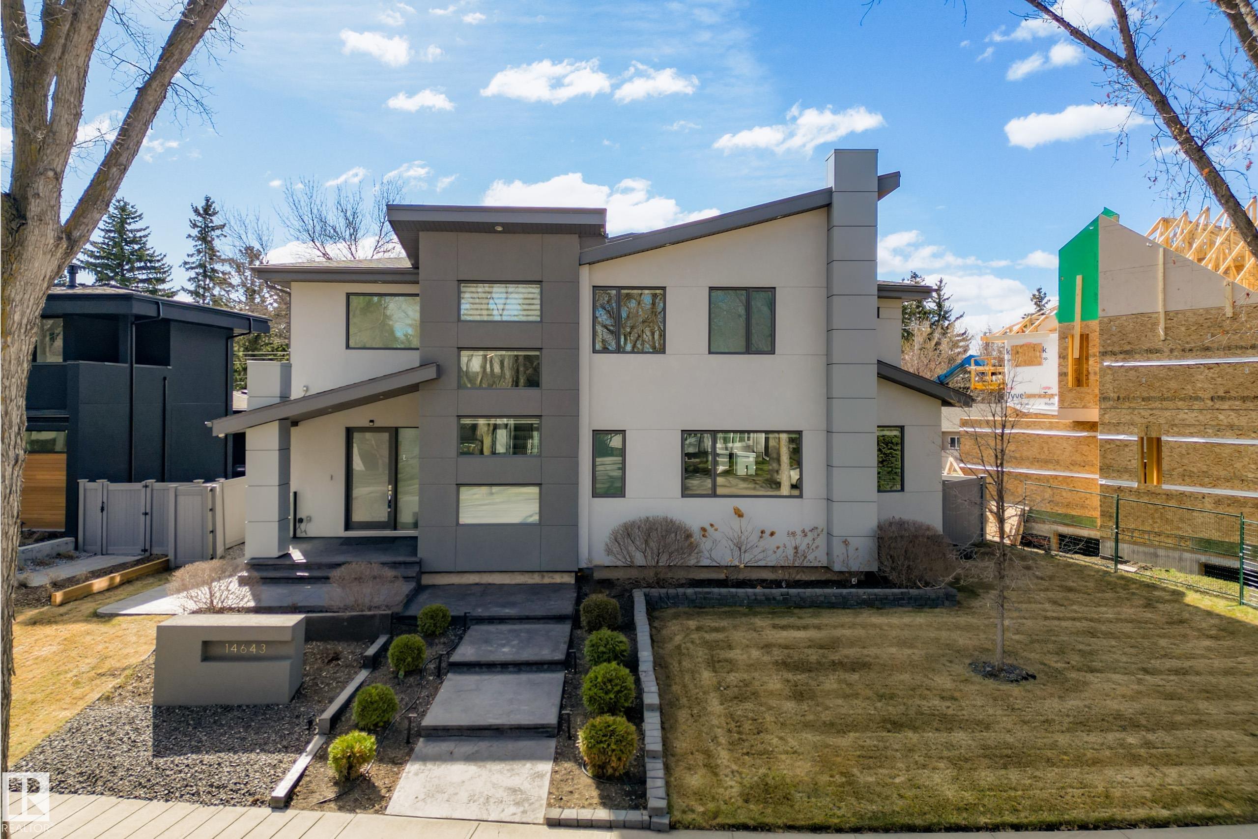 14643 92A Avenue, Edmonton, AB T5R 5E5