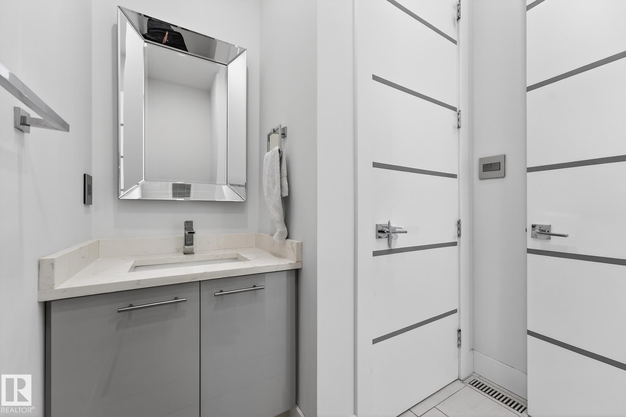 Photo 31 at 14643 92a Avenue NW, Parkview, Edmonton
