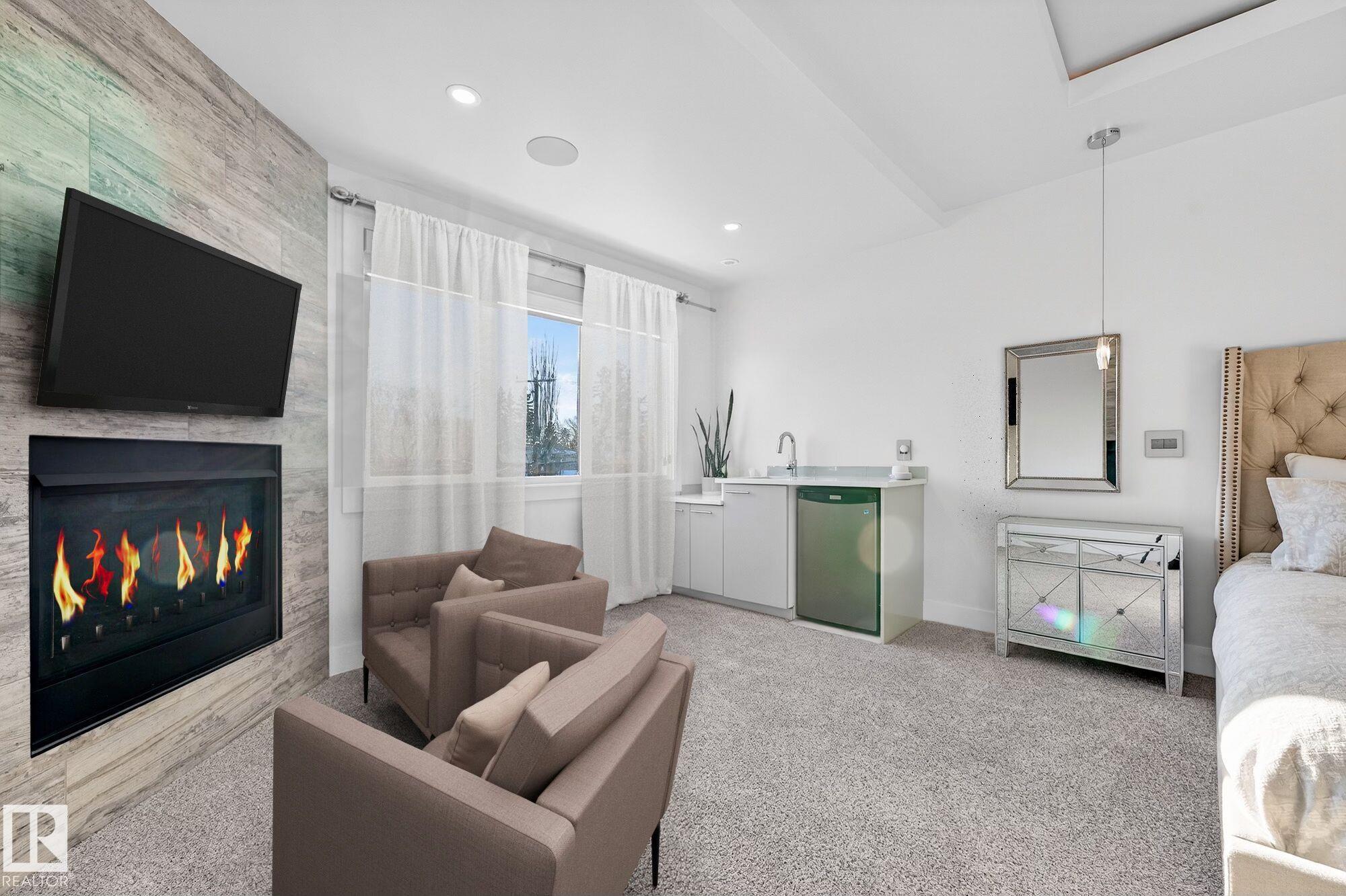 Photo 36 at 14643 92a Avenue NW, Parkview, Edmonton