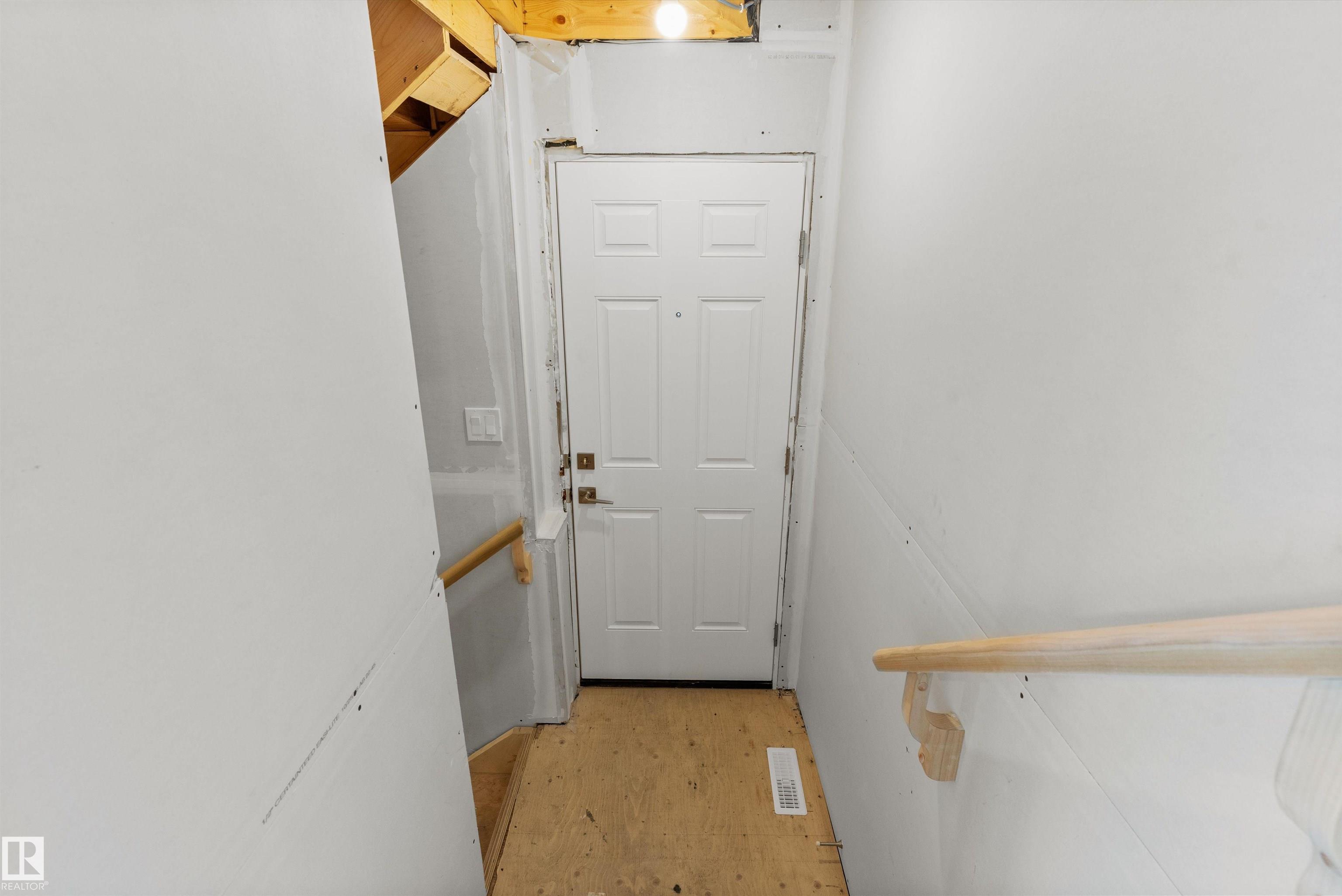 Photo 31 at 1056 14 Avenue NW, Aster, Edmonton