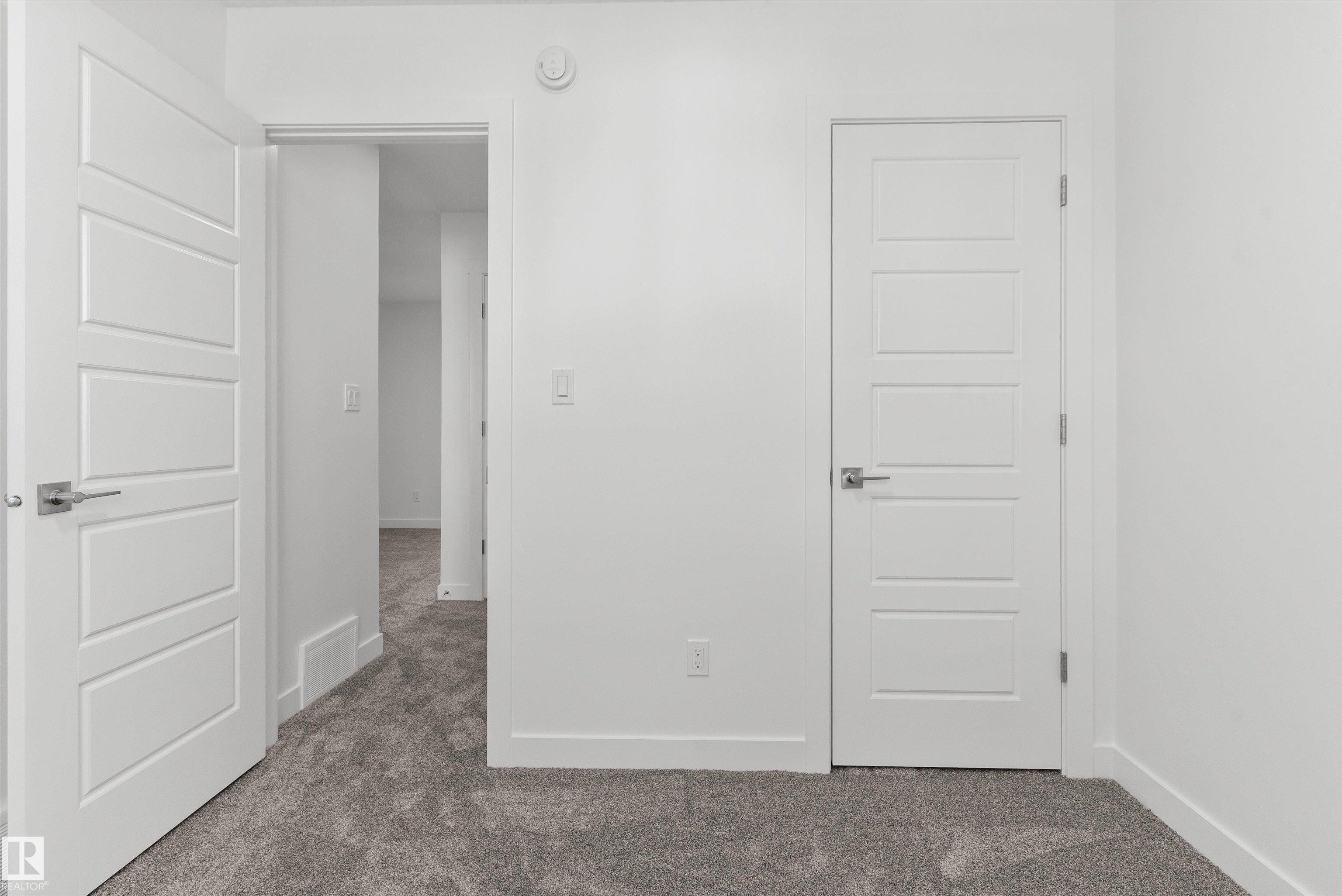 https://zimg.paragon.ice.com/ParagonImages/Property/PM/RAE/225398901/30/0/0/bd7a03cddbad400d2f3d152070e773f9/1/a518b29b3a980fe31a5b92eb258fdcc1/225398901-50811e62-4df4-4609-9ccb-26f17df5070c.JPG