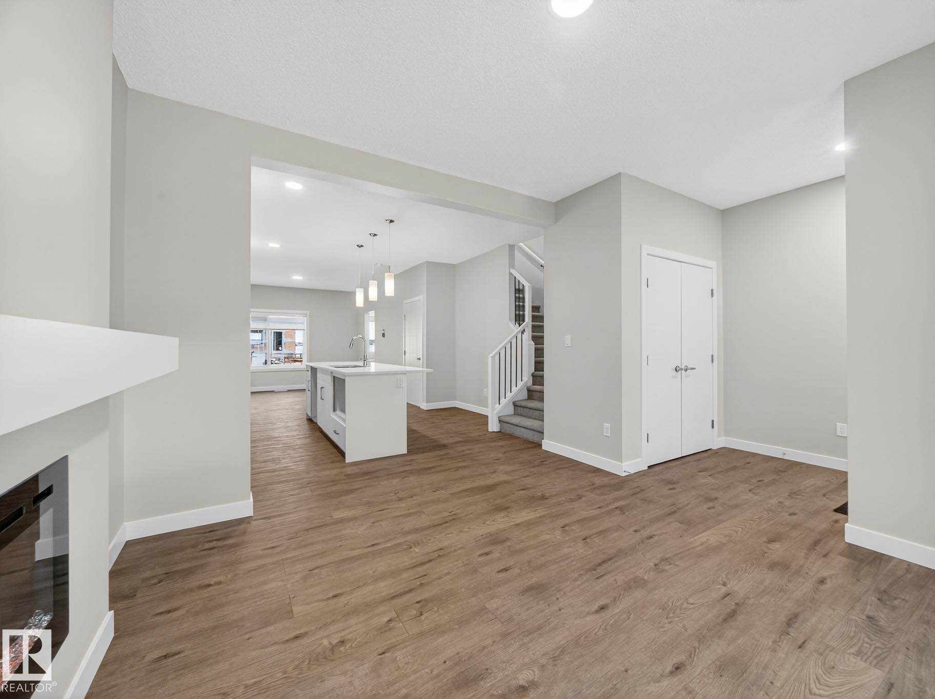 Photo 13 at 301 Brae Way, Black Stone, Leduc