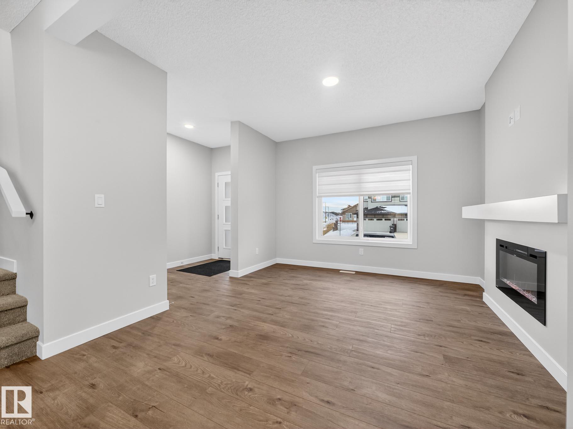 Photo 14 at 301 Brae Way, Black Stone, Leduc