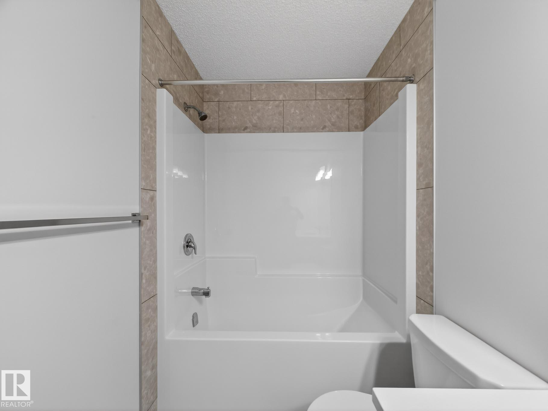 Photo 34 at 301 Brae Way, Black Stone, Leduc