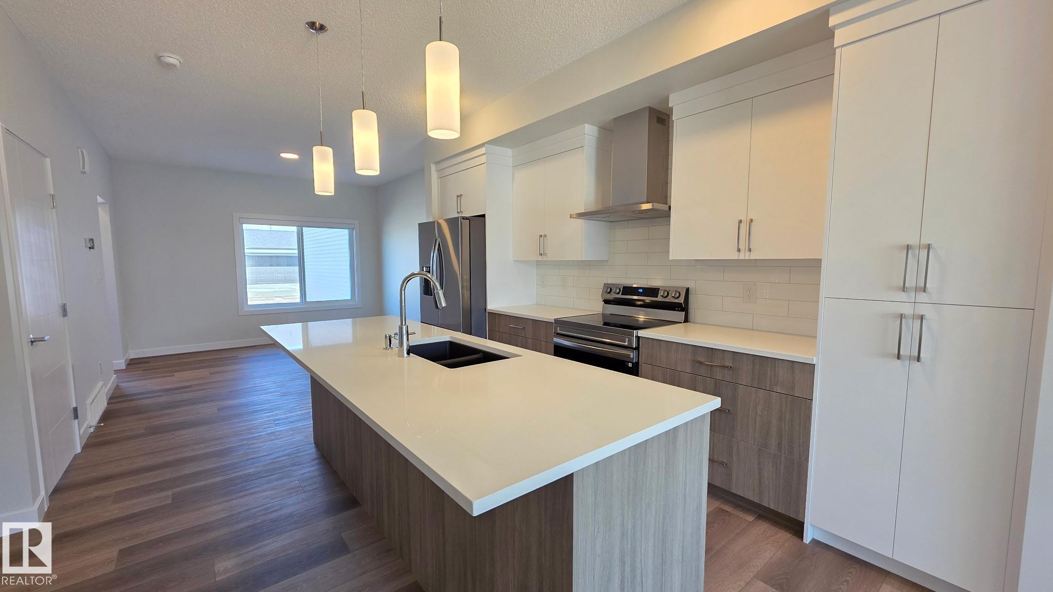 301 Brae Way, Black Stone, Leduc