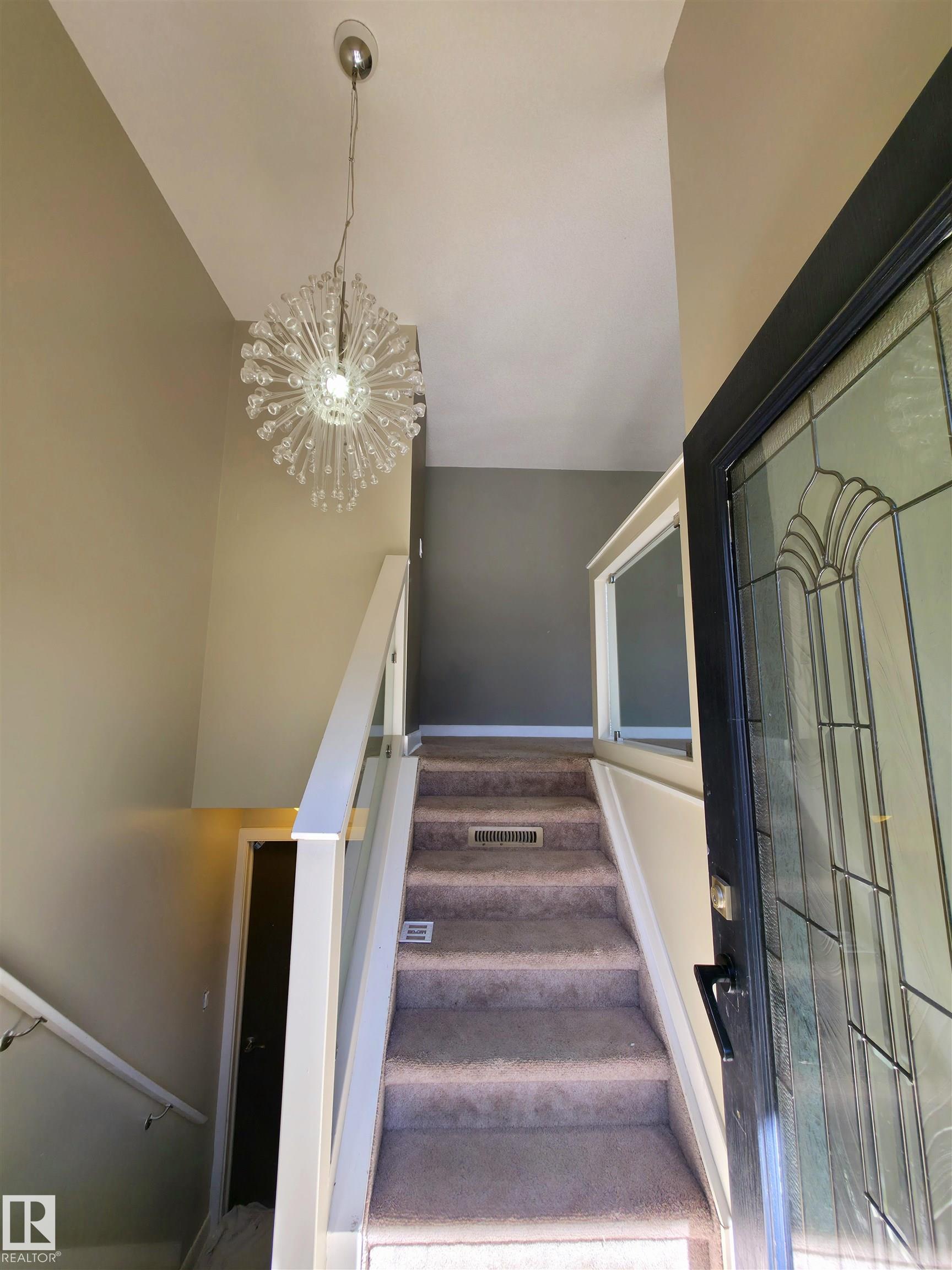 26 Greenwood Way, Maplewood, Sherwood Park
