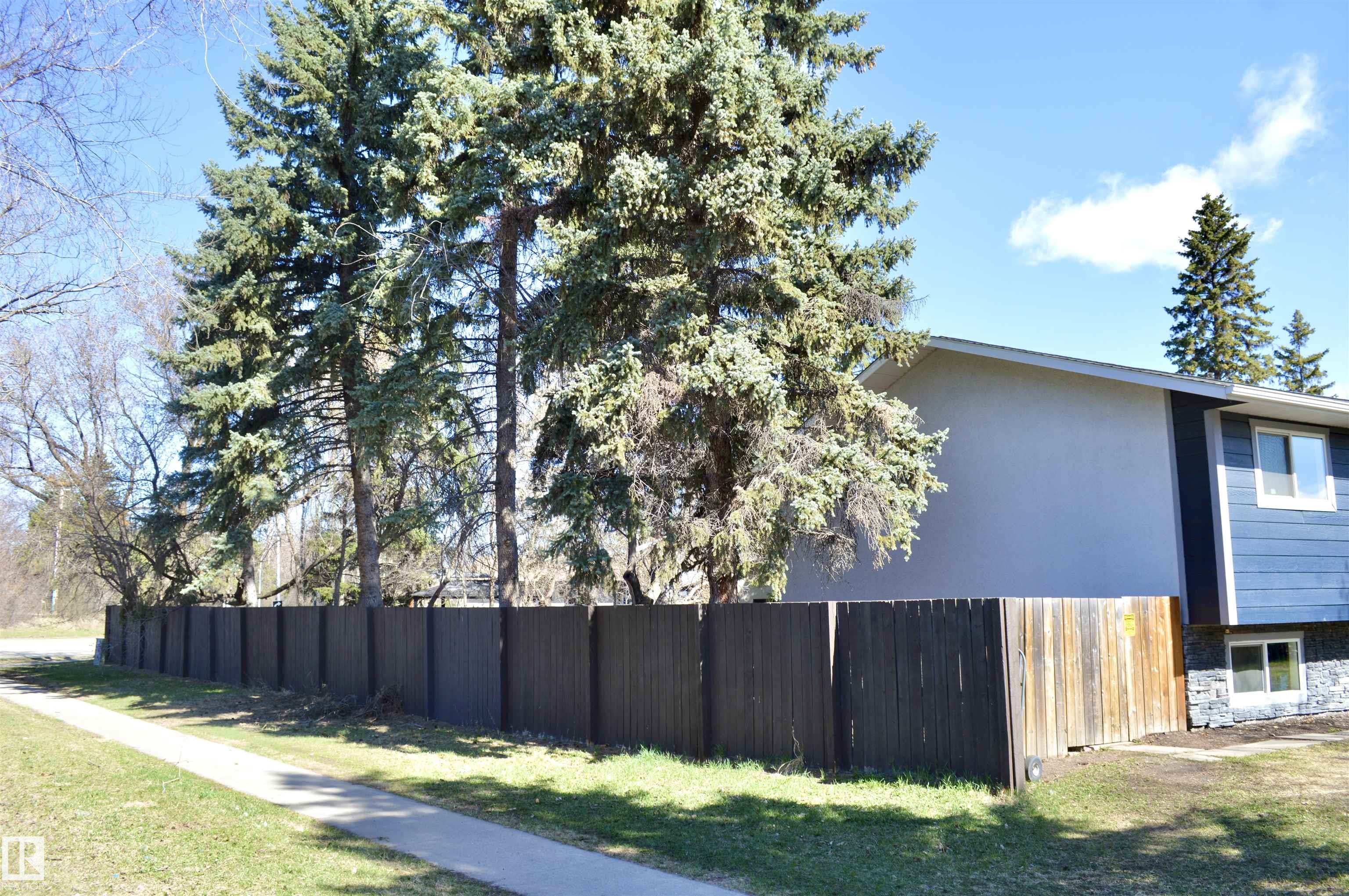 Photo 43 at 26 Greenwood Way, Maplewood, Sherwood Park