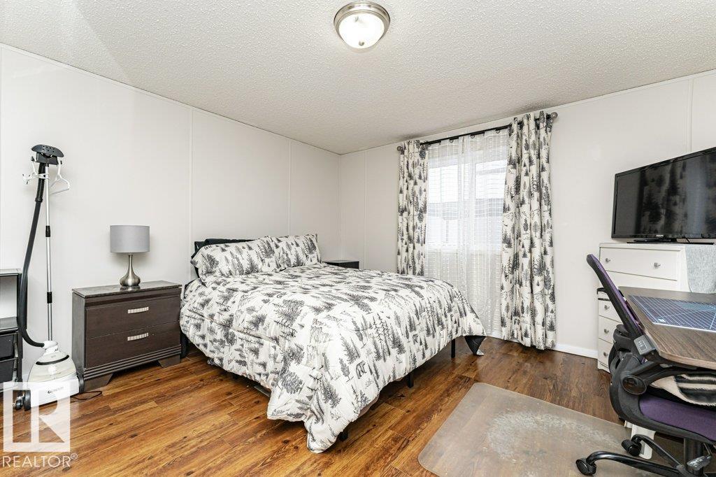 https://zimg.paragon.ice.com/ParagonImages/Property/PM/RAE/225398914/26/0/0/b1b385d933bee5c042b0acb31593c64e/1/e307c61936081f40ef5ab8513a2cafc9/225398914-819a43ff-da44-4d73-8486-ae9d7131f596.JPG